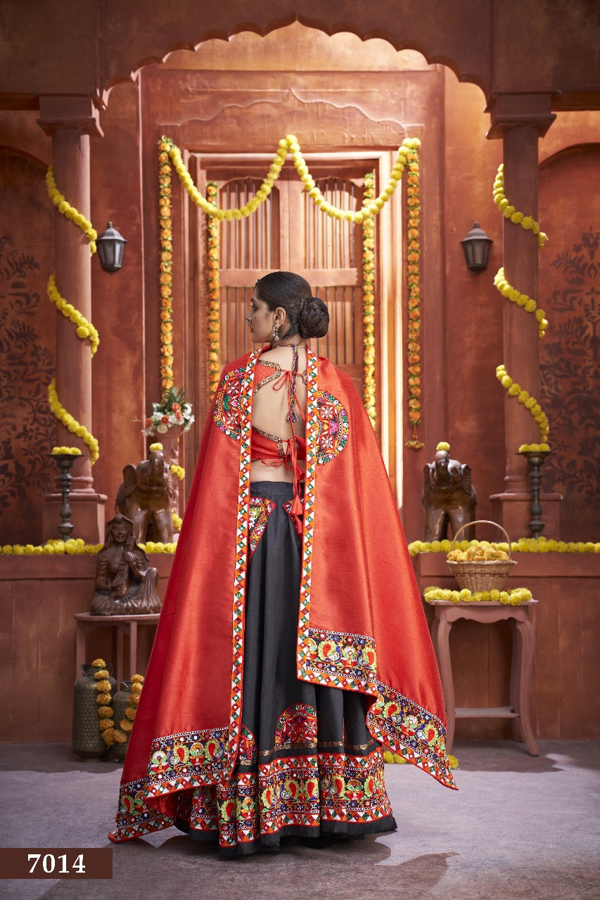 NAVRATRI ROYAL TRADITIONAL LOOKS READY TO WEAR LEHANGA CHOLI