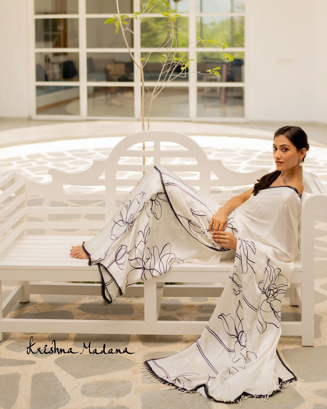 Classy Look Saree