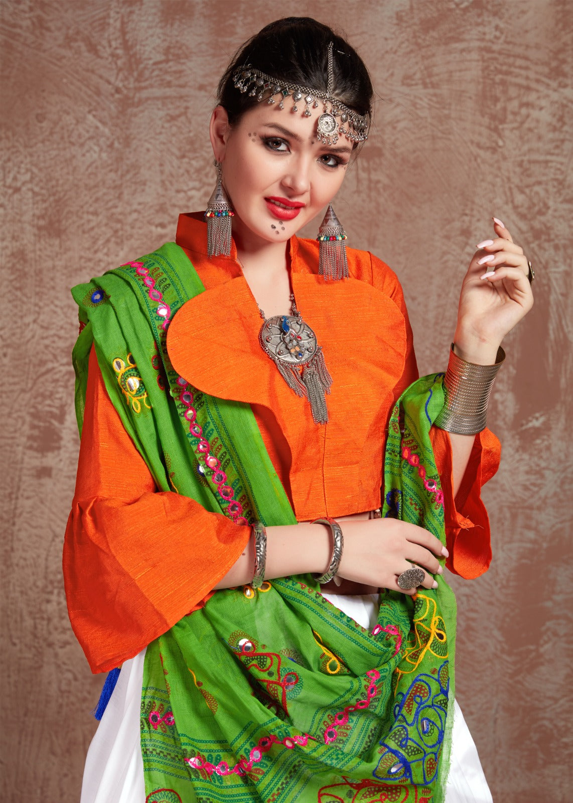 NAVRATRI CHANIYA CHOLI UNIQUE LOOKS