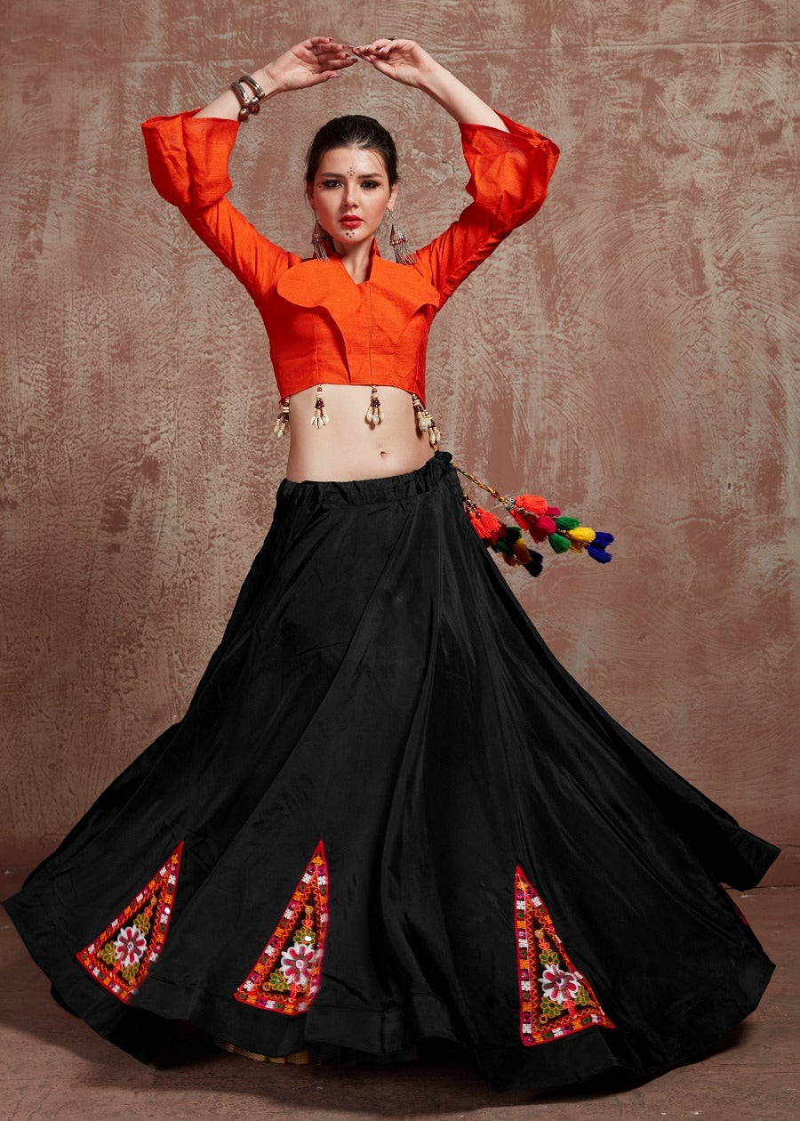 NAVRATRI CHANIYA CHOLI UNIQUE LOOKS