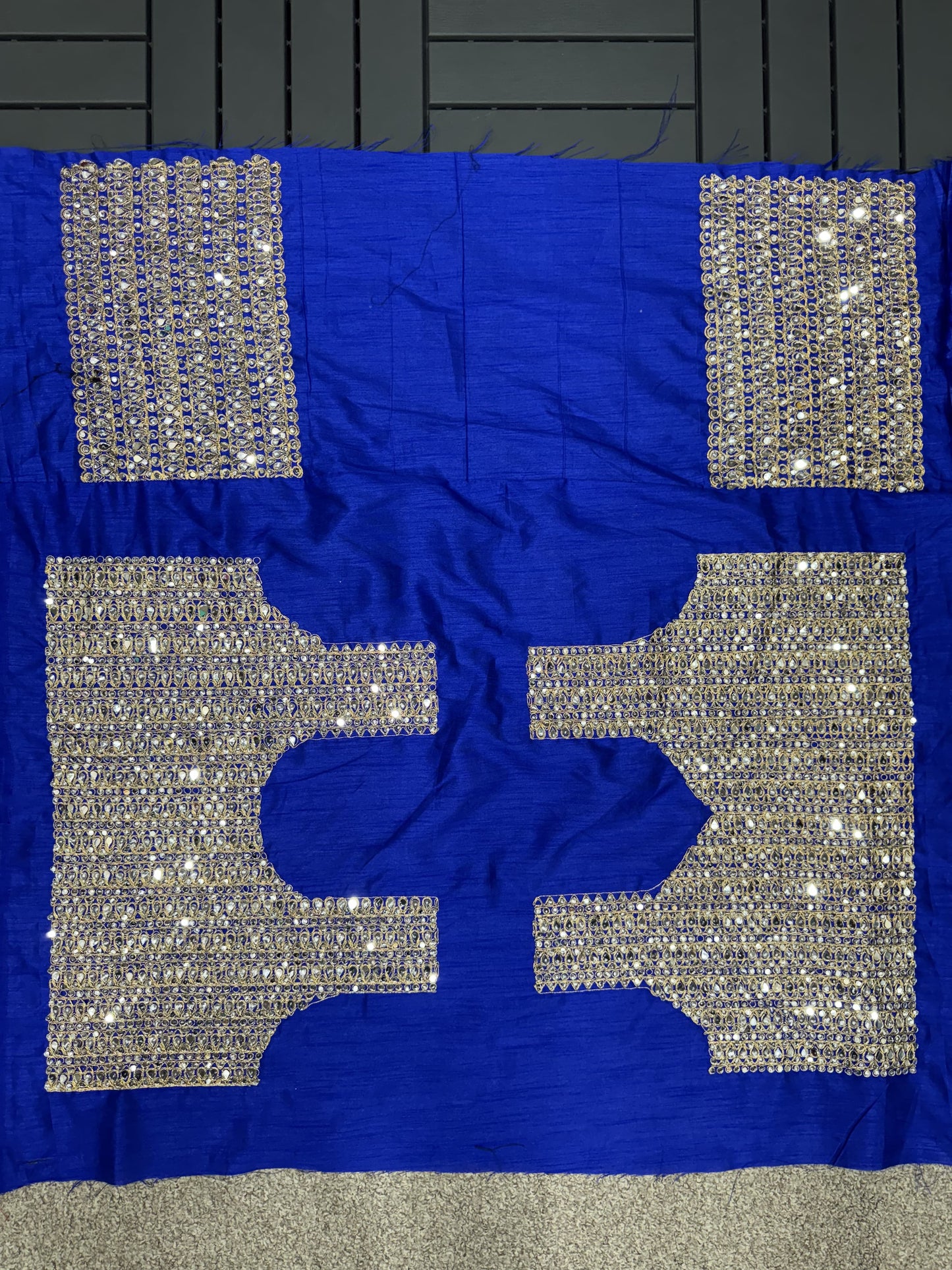 BOLLYWOOD INSPIRED MIRROR WORK PREMIUM SAREE