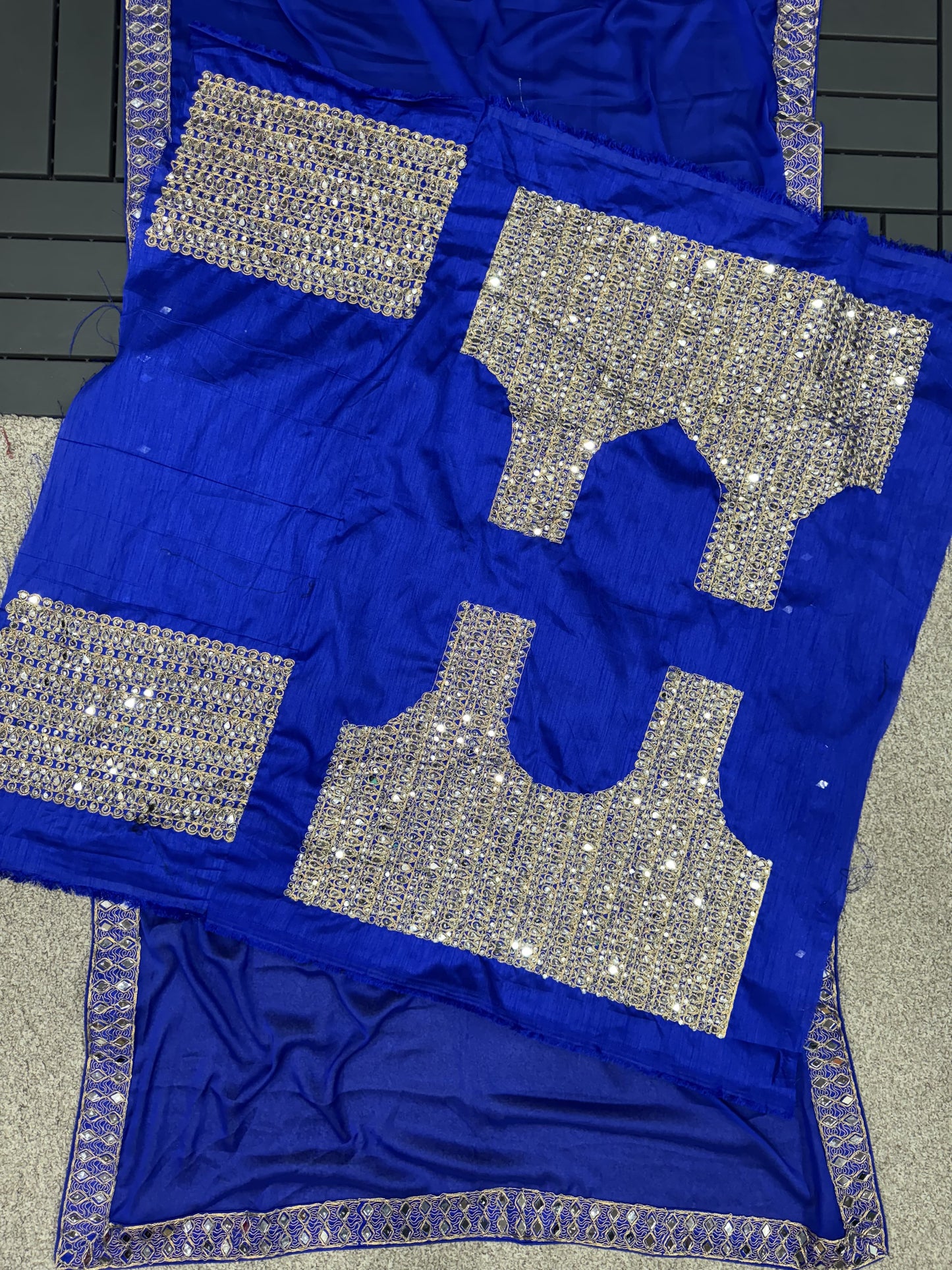 BOLLYWOOD INSPIRED MIRROR WORK PREMIUM SAREE