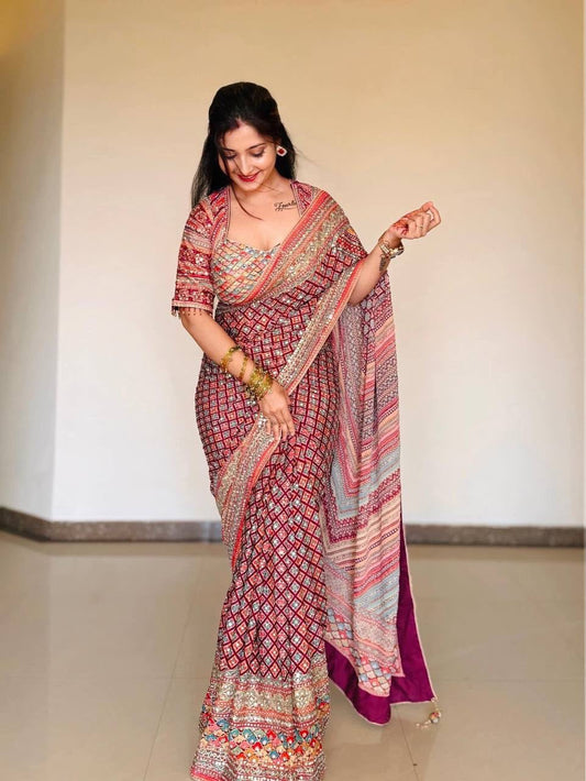 The "Main Character Energy" Vibe Mirror Work Saree