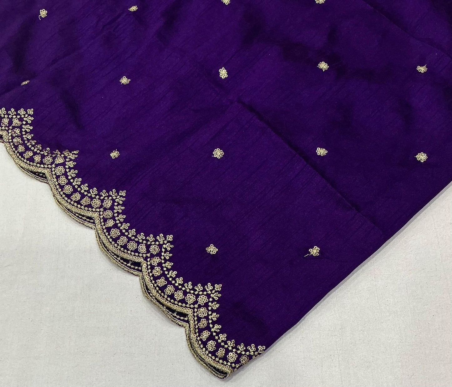 White Premium Soft Self Women Hand Painted Saree