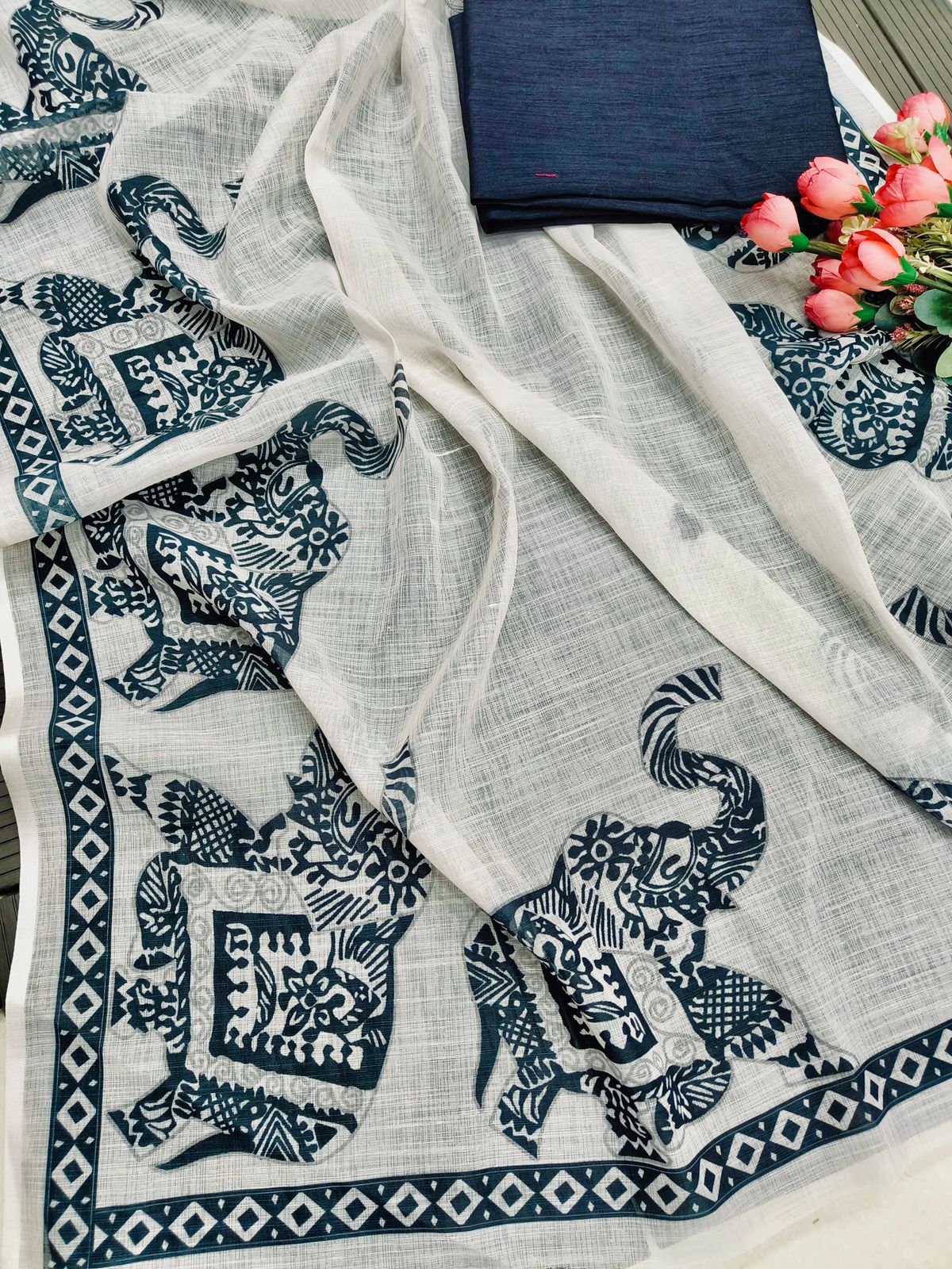 Light Weight Soft Cotton Black & White Combination Attractive Saree