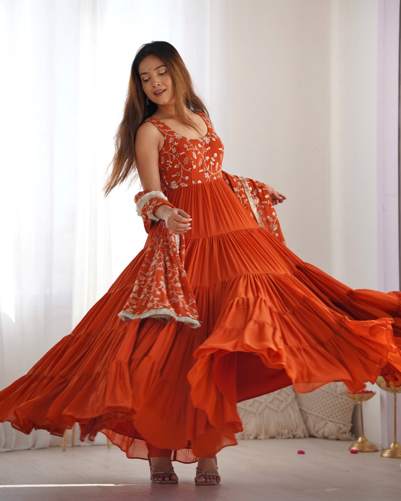 Colourfull & Stylish Ethnic Outfit