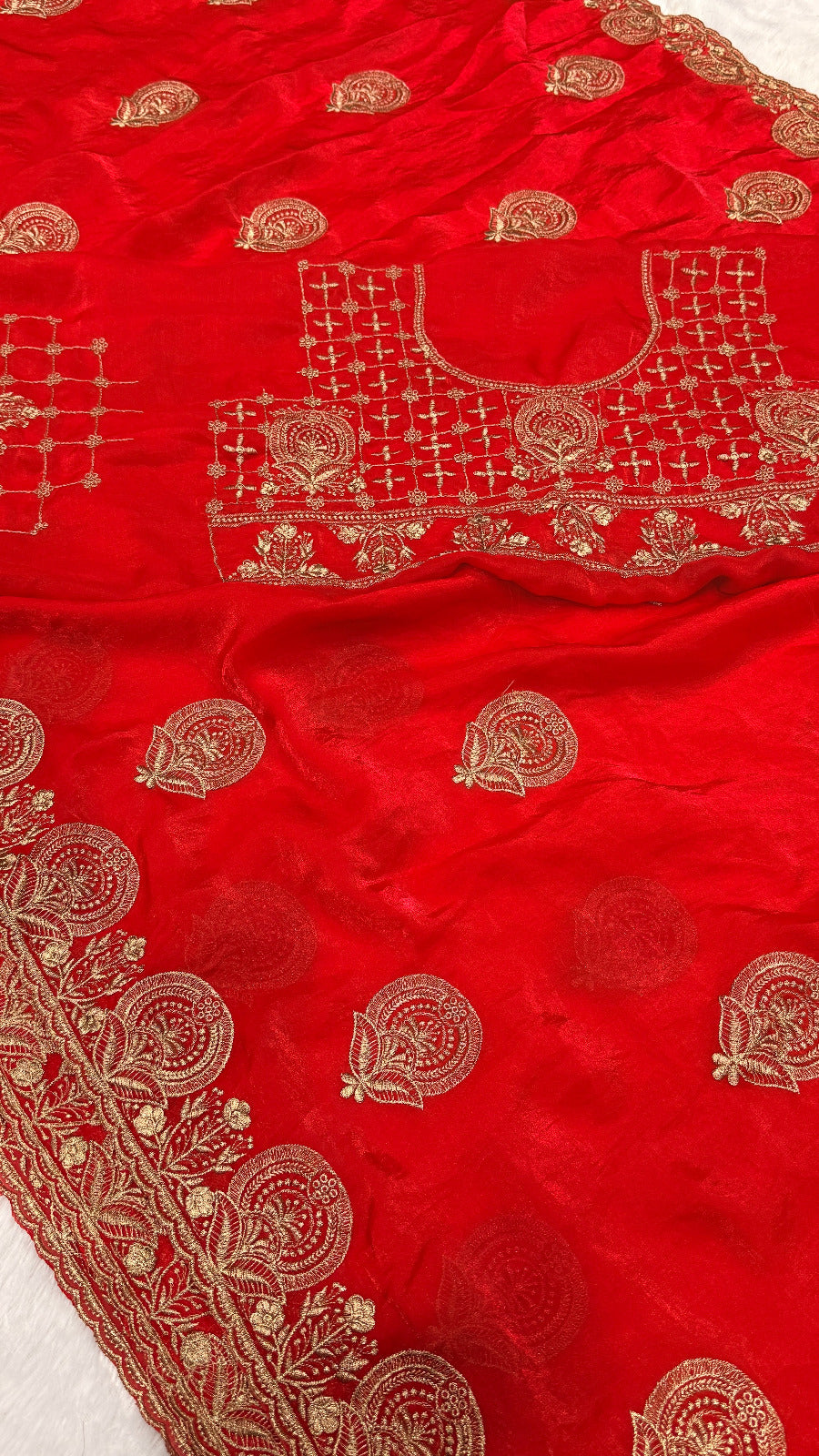 Sheer Elegance Exquisite Heavy Fandy Satin Silk Saree