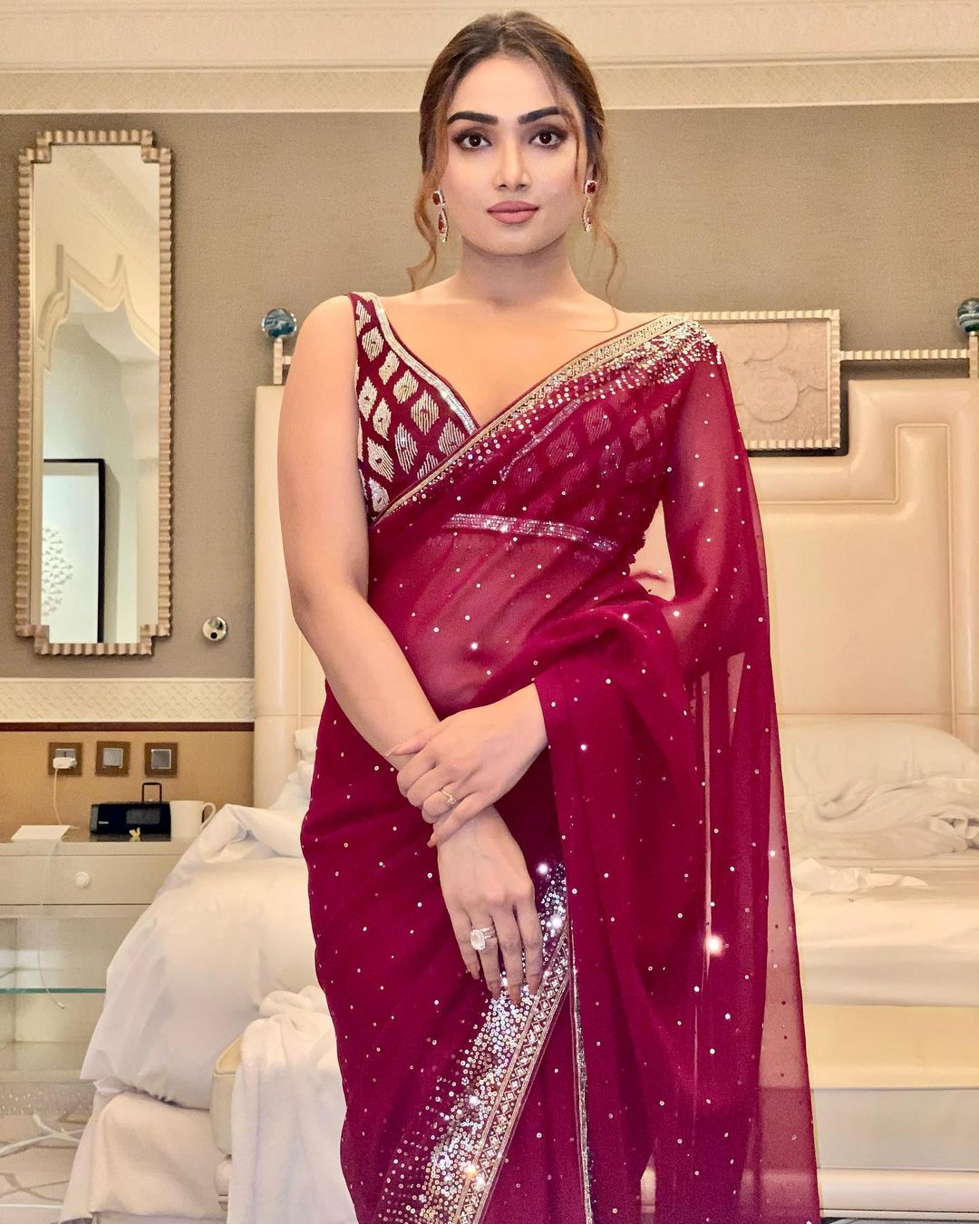 STYLISH BOLLYWOOD INSPIRED BLING SAREE