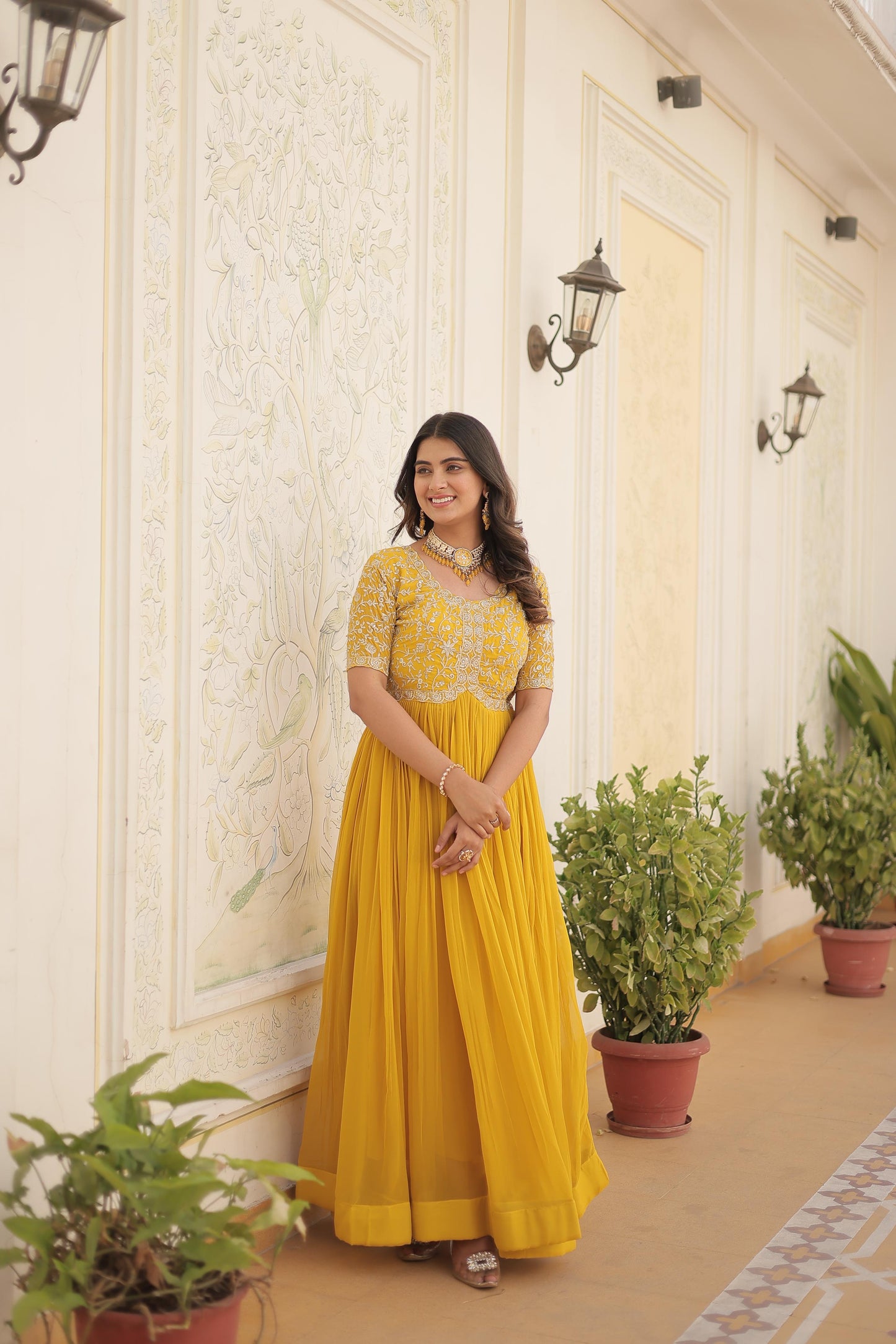 PREMIUM DESIGNER READYMADE GOWN