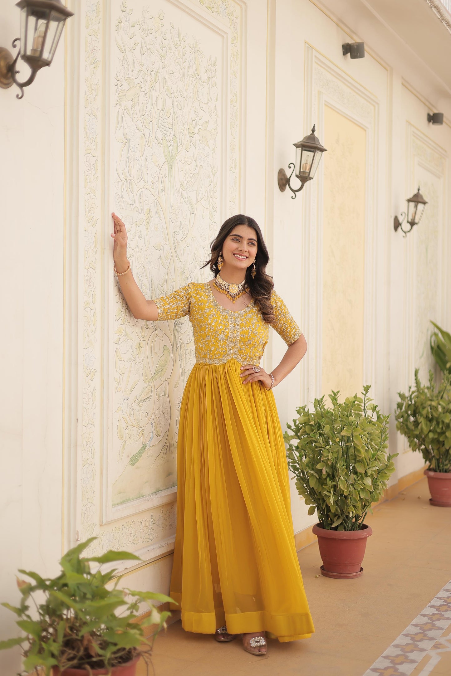 PREMIUM DESIGNER READYMADE GOWN