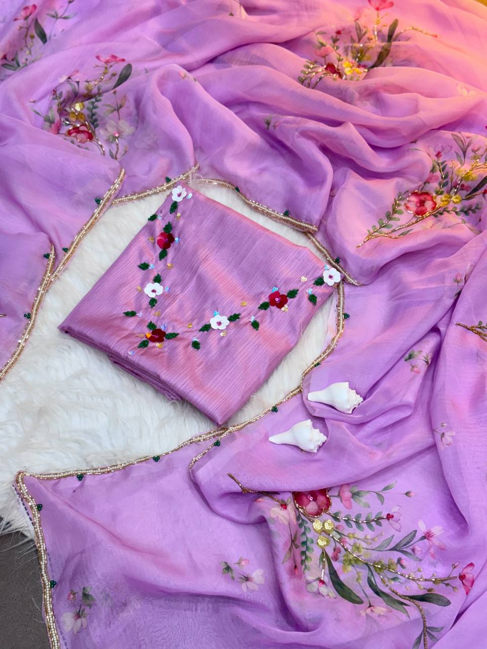 RICH CELEBRITY STYLE HANDWORK FLORAL ORGANZA SAREE