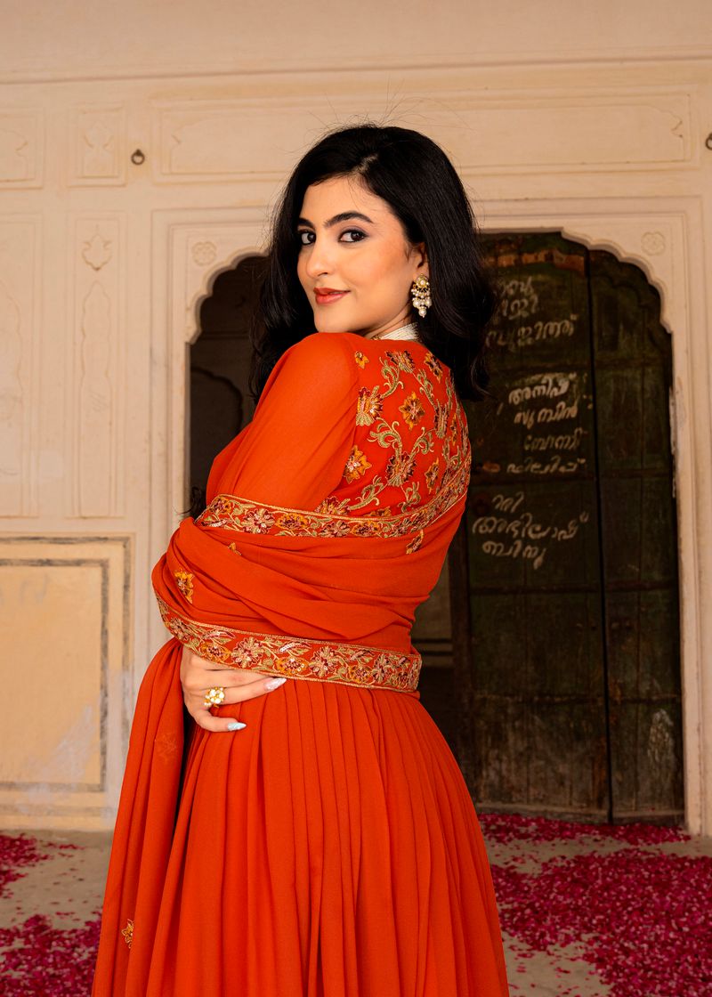 RED EXCLUSIVE READY TO WEAR PREMIUM GOWN–DUPATTA SET