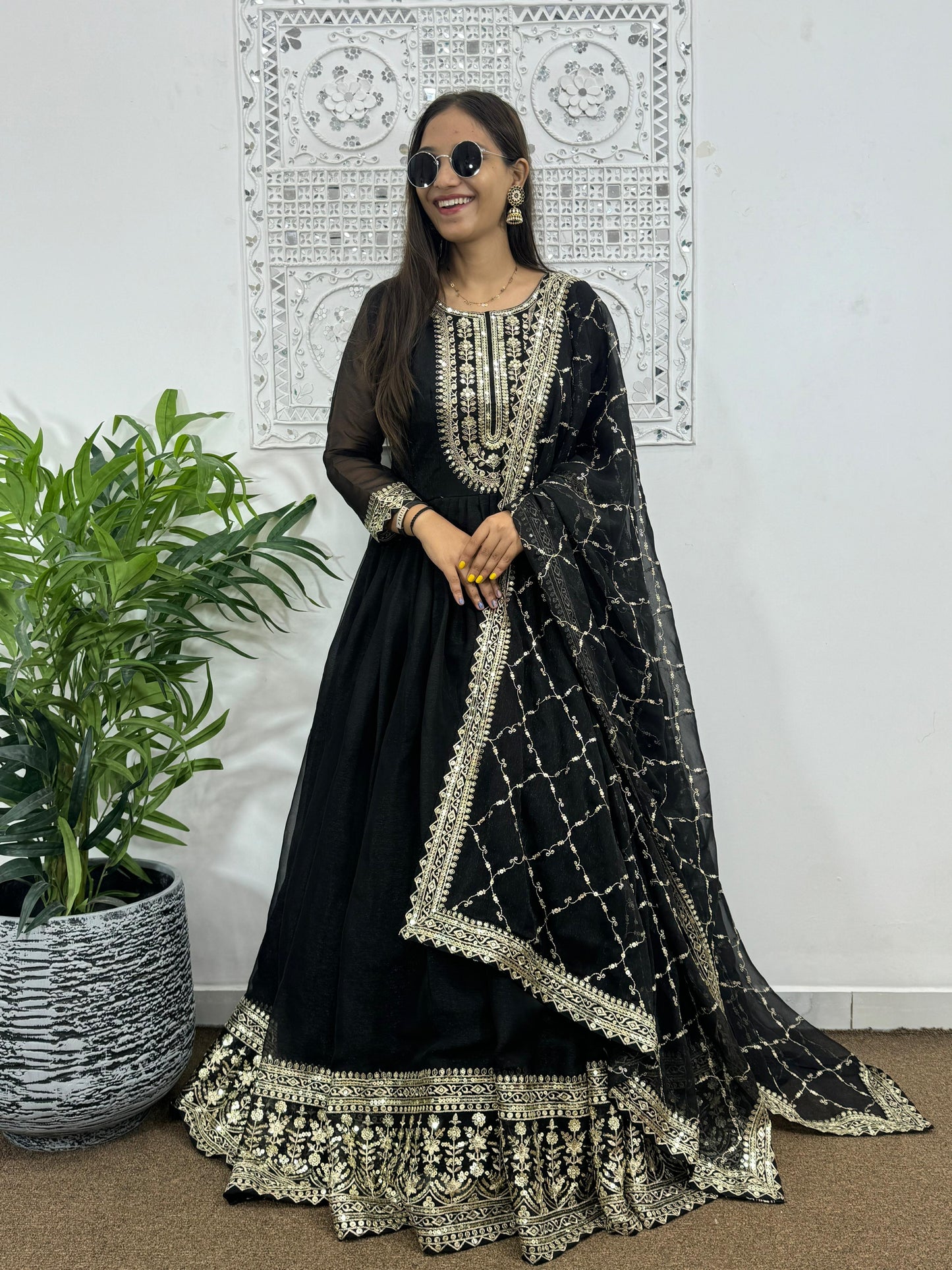 BOUTIQUE STYLE LONG GOWN - READY TO WEAR