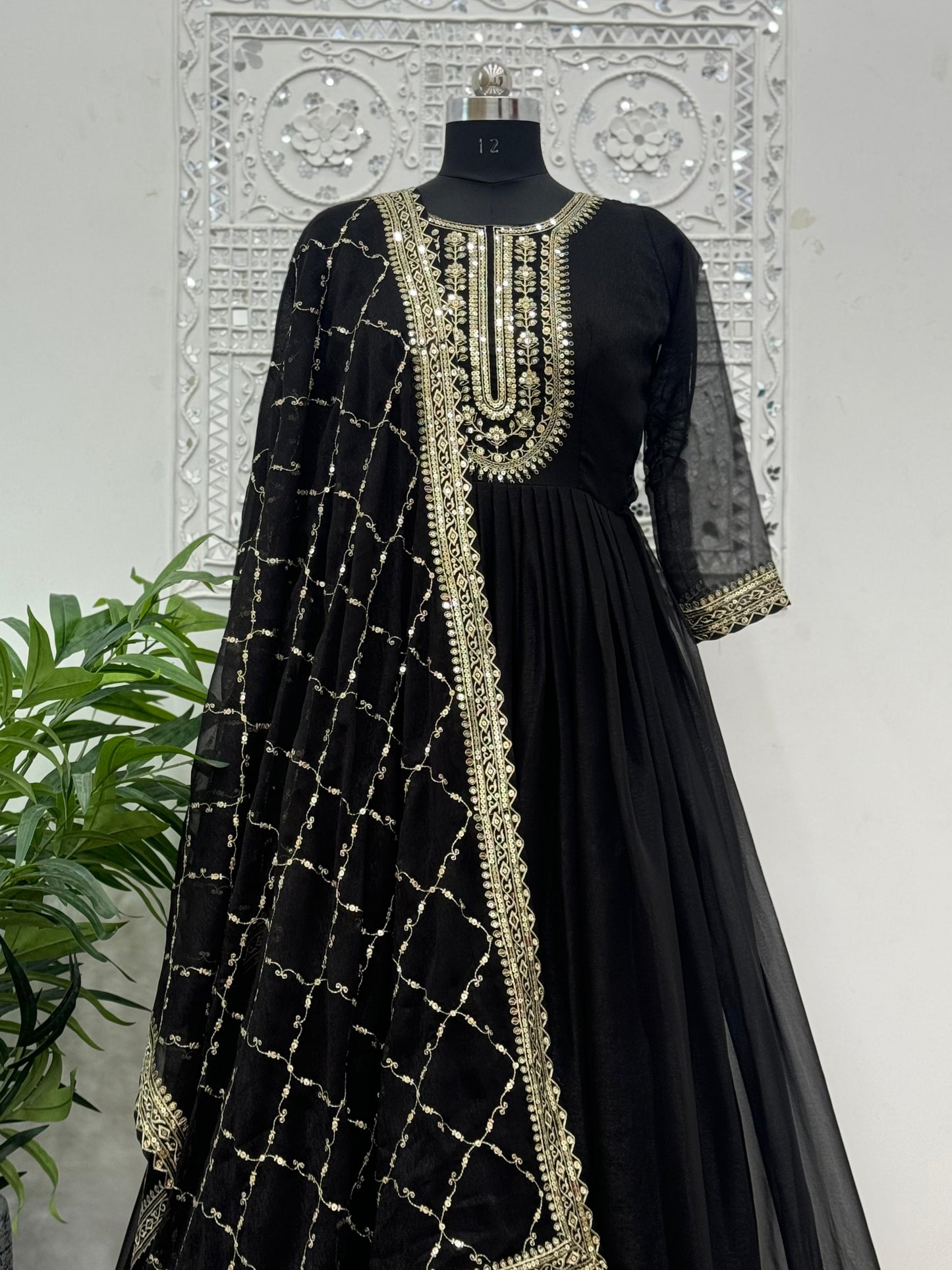 BOUTIQUE STYLE LONG GOWN - READY TO WEAR