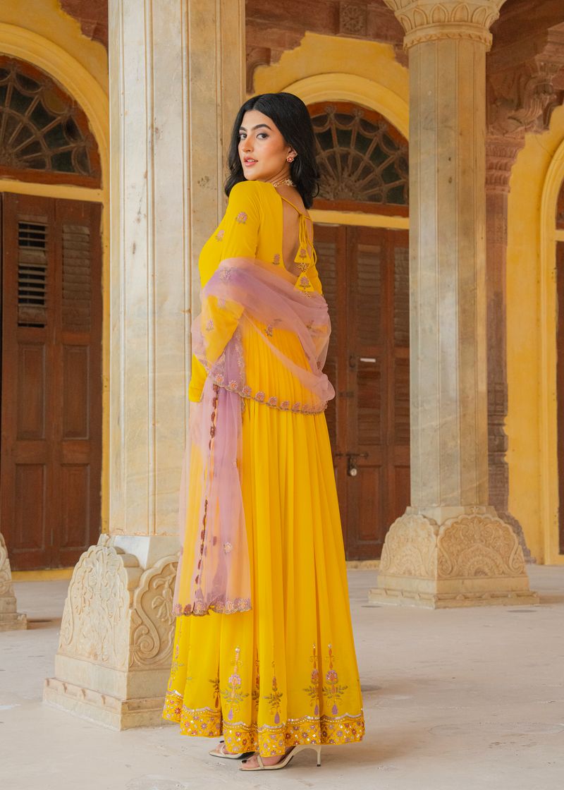 HADLI EXCLUSIVE READY TO WEAR PREMIUM READYMADE GOWN–DUPATTA SET