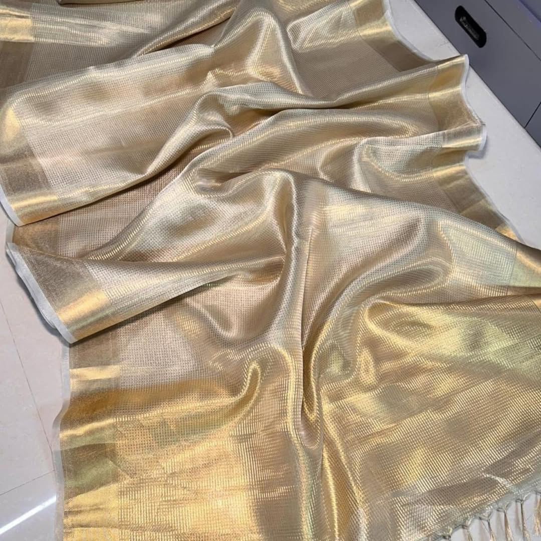 Nayanthara's Looks Inspired Banarsi Handloom Golden Tissue Silk Saree