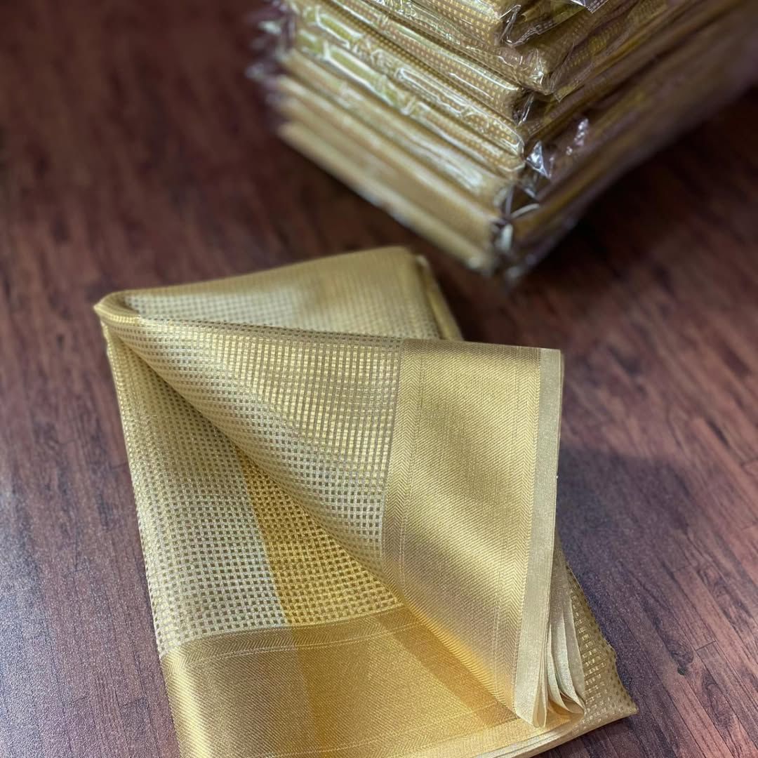 Nayanthara's Looks Inspired Banarsi Handloom Golden Tissue Silk Saree