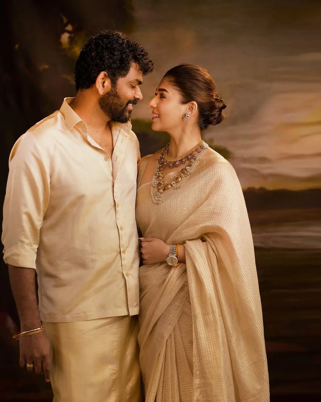 Nayanthara's Looks Inspired Banarsi Handloom Golden Tissue Silk Saree