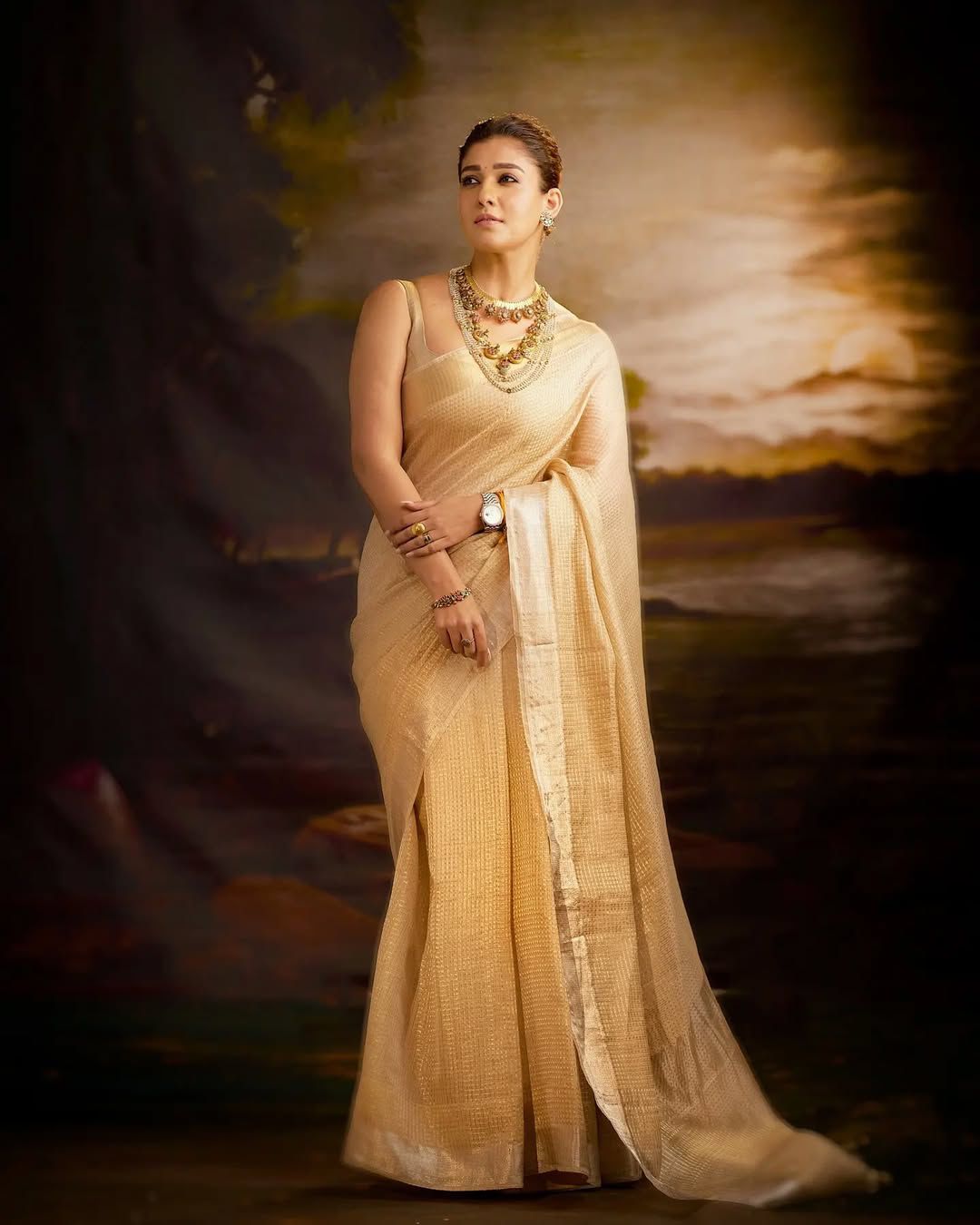 Nayanthara's Looks Inspired Banarsi Handloom Golden Tissue Silk Saree