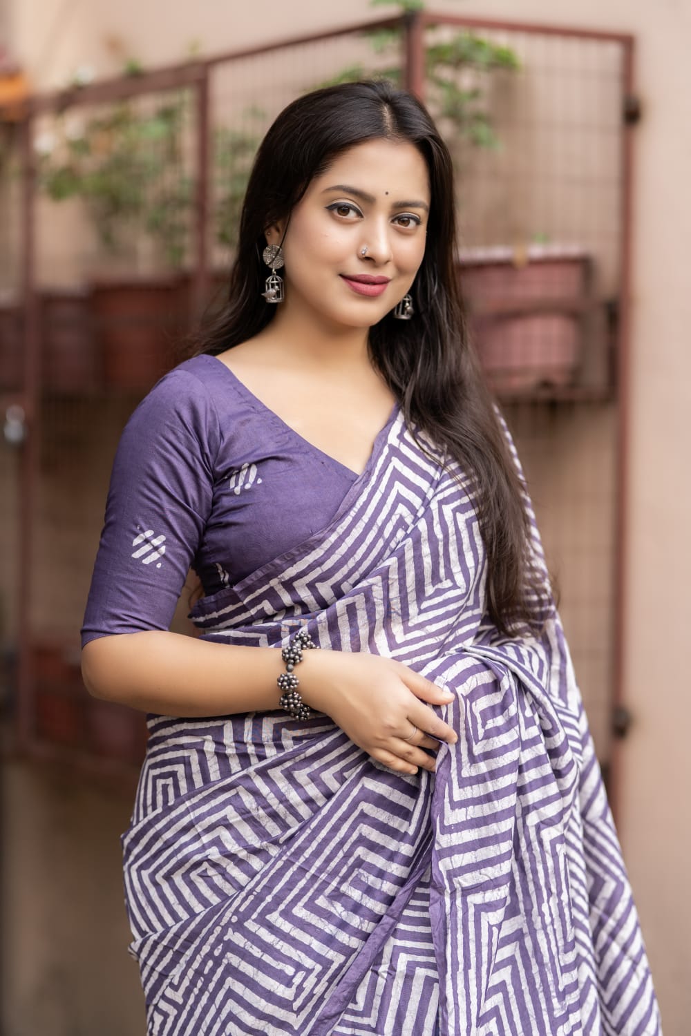 Monsoon Vibrant Ethnic Traditional Yet Modern Cotton batik printed saree