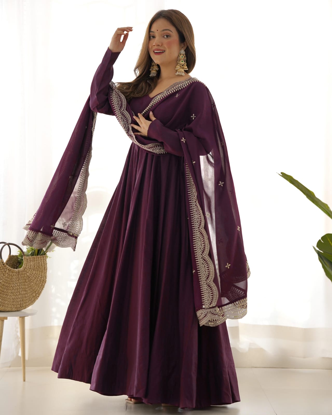 Iconic Fashiniaticn Premium Ready To Wear Suit