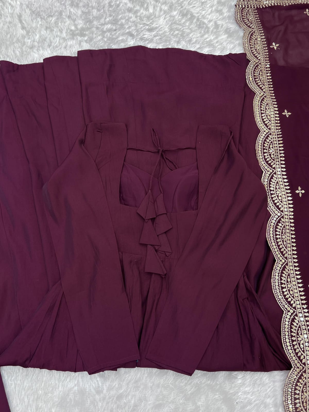 Iconic Fashiniaticn Premium Ready To Wear Suit