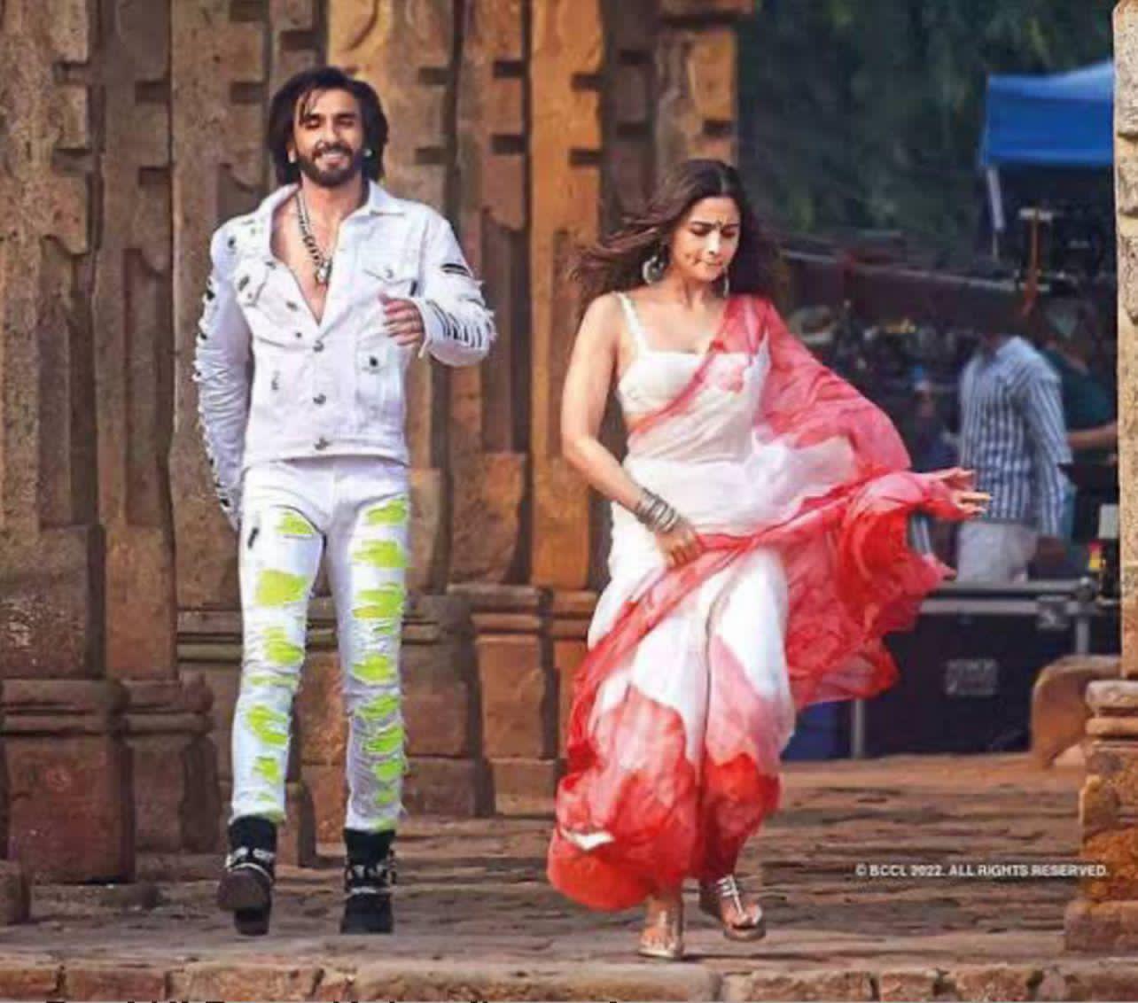 Alia Bhatt Bollywood Style Saree