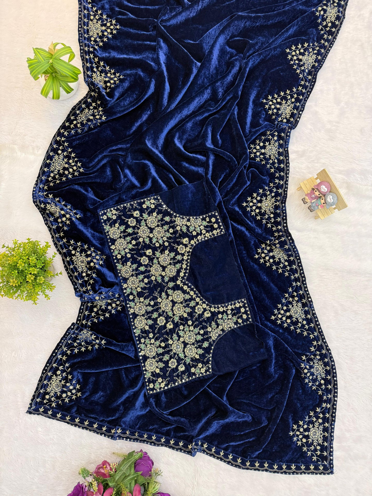 CELEBRITY INSPIRED VELVET SAREE