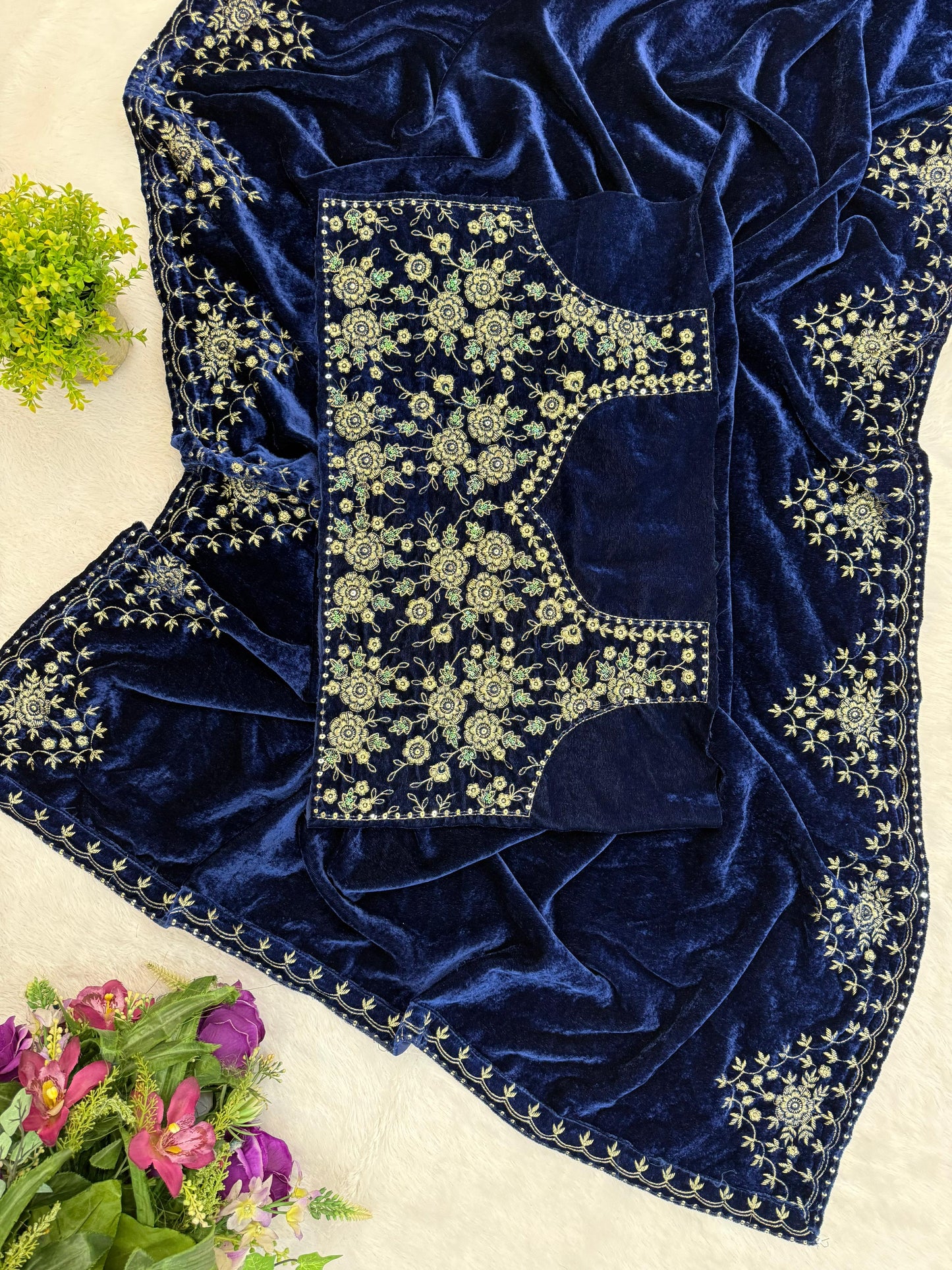 CELEBRITY INSPIRED VELVET SAREE