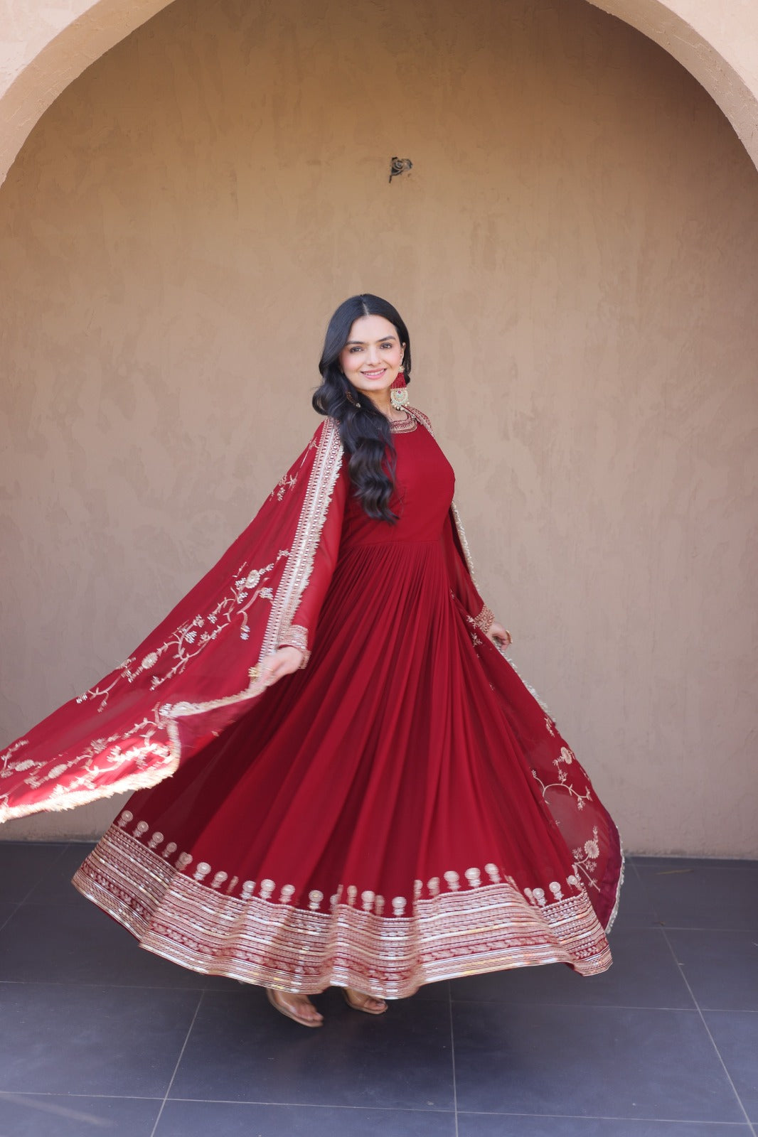 PREMIUM DESIGNER READYMADE GOWN