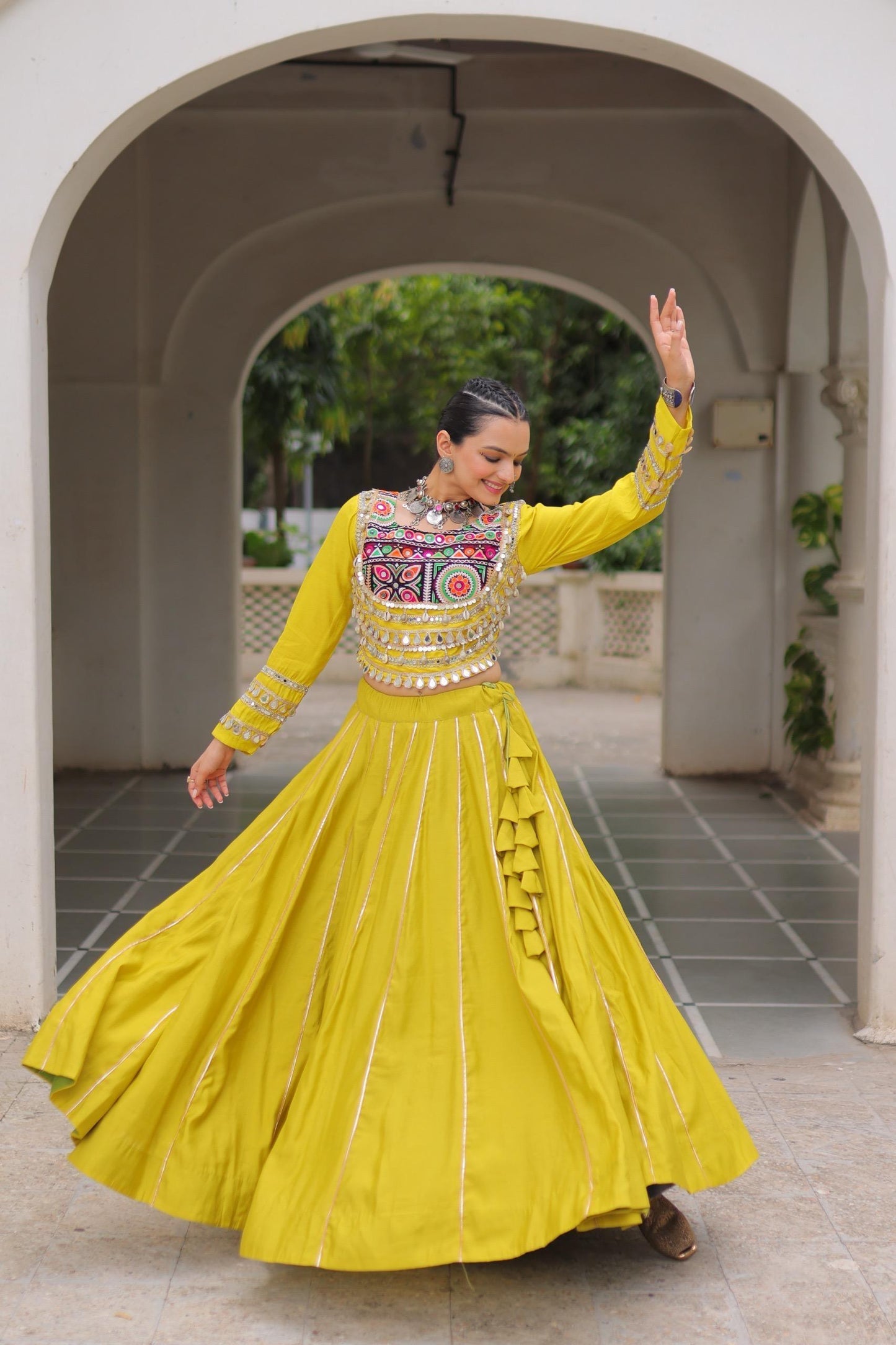 Tradtional & Spirtial Navratri Lehanga Choli