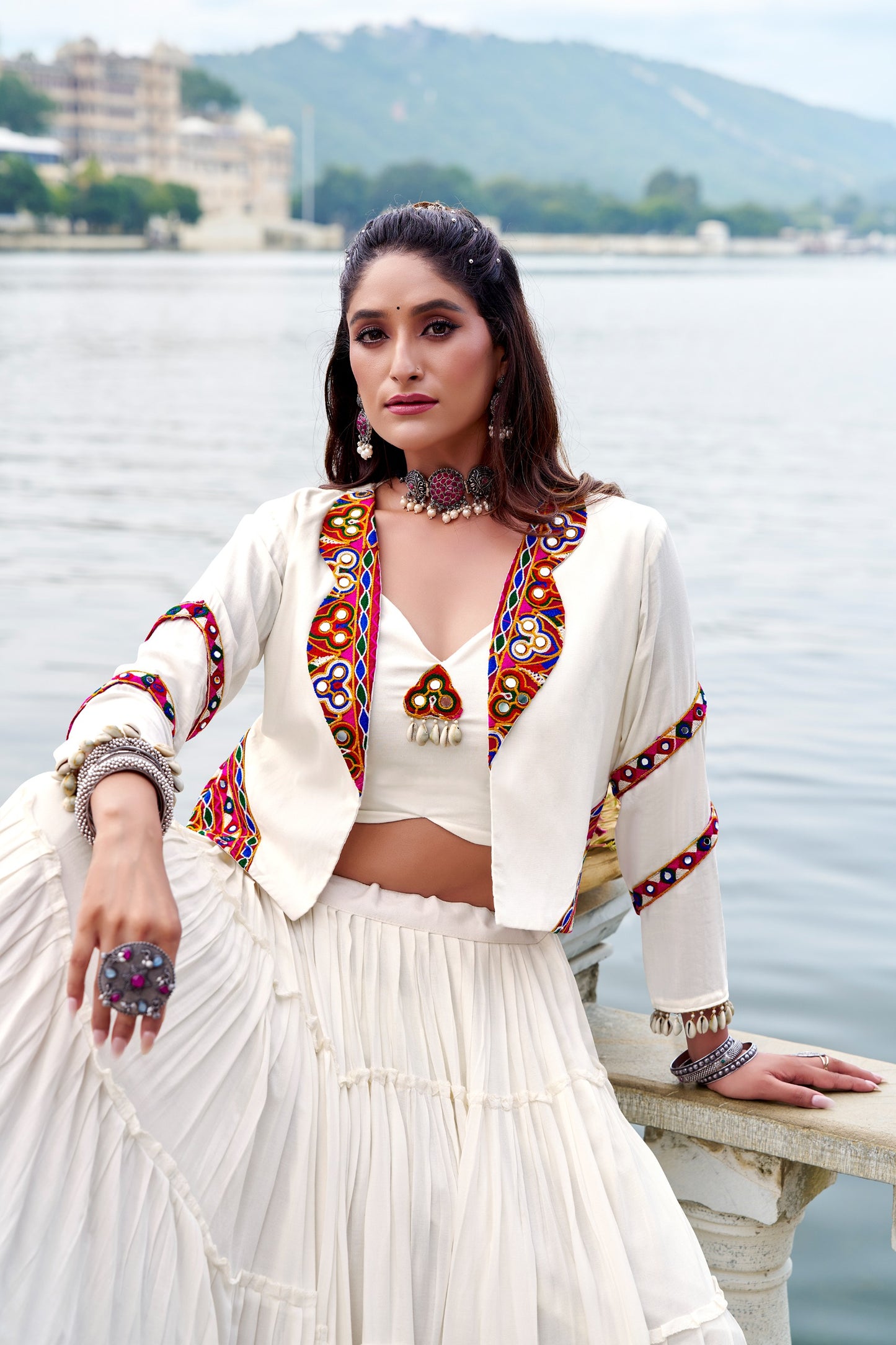 The Showstopper Garba Silhouette - Kutch Gamthi Heritage