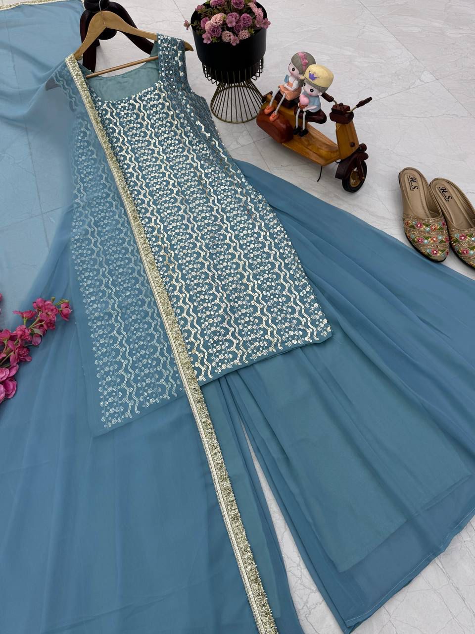 STYLISH SENSUAL SCINTILLATING PINK & BLUE PARTY EXCLUSIVE PLAAZO OUTFIT