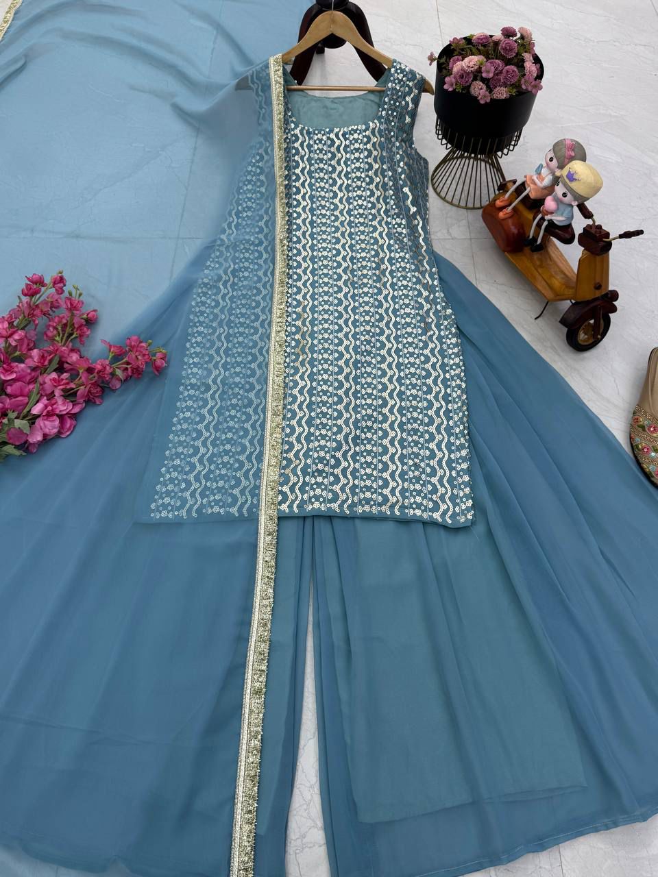 STYLISH SENSUAL SCINTILLATING PINK & BLUE PARTY EXCLUSIVE PLAAZO OUTFIT