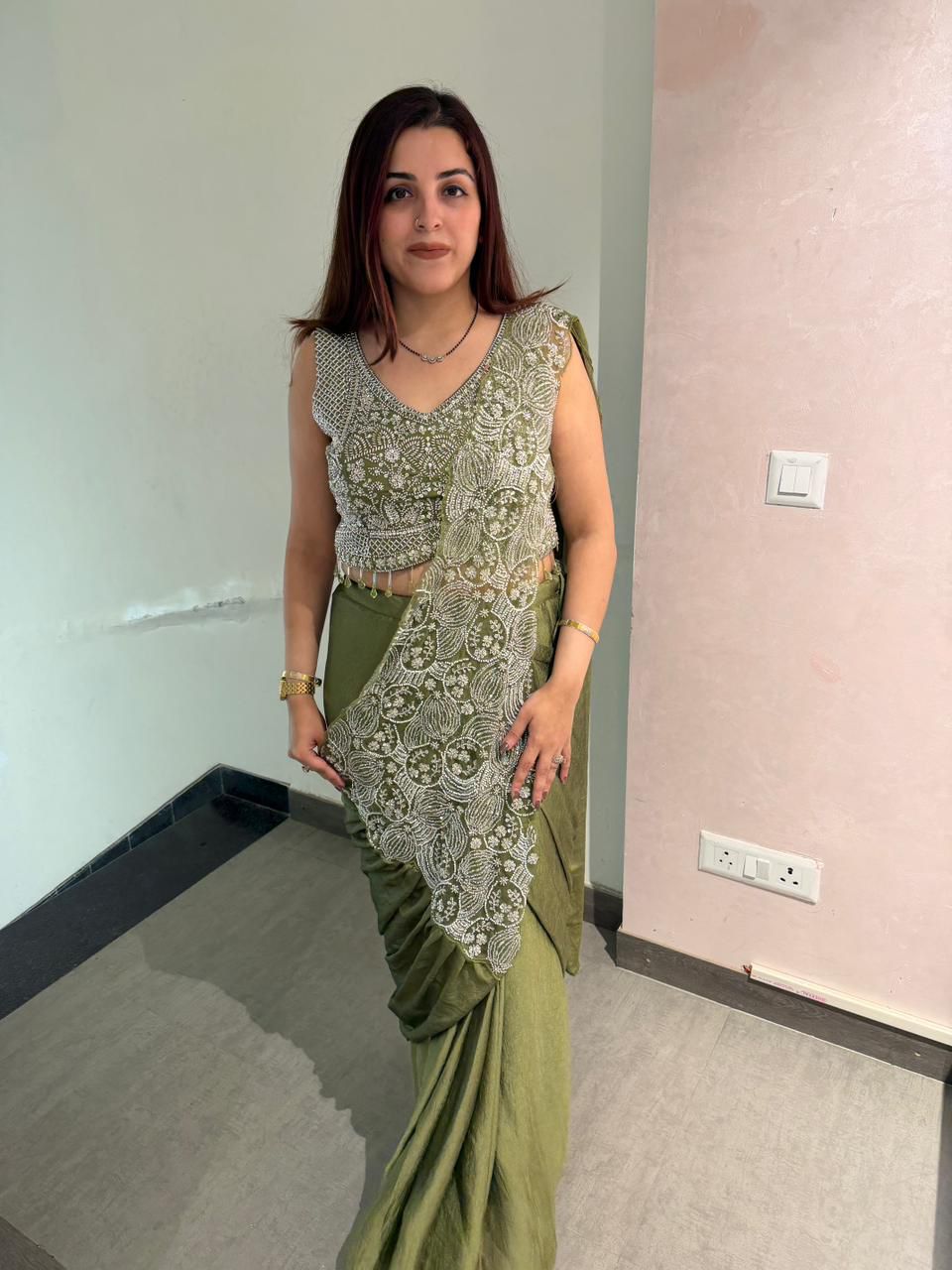 PRE DRAPED READY TO WEAR CLASSIC COLOR SAREE