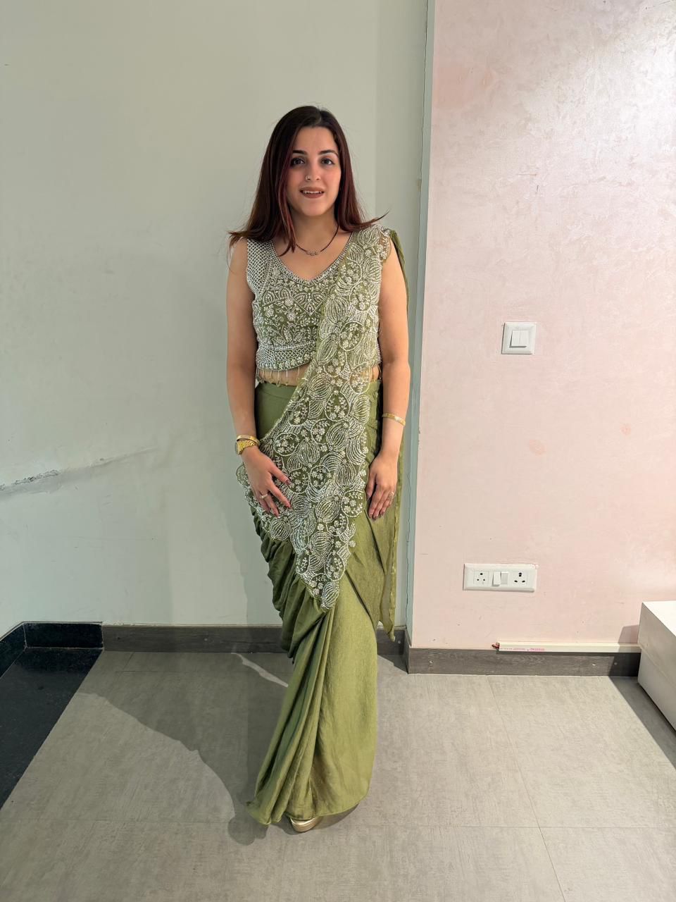 PRE DRAPED READY TO WEAR CLASSIC COLOR SAREE