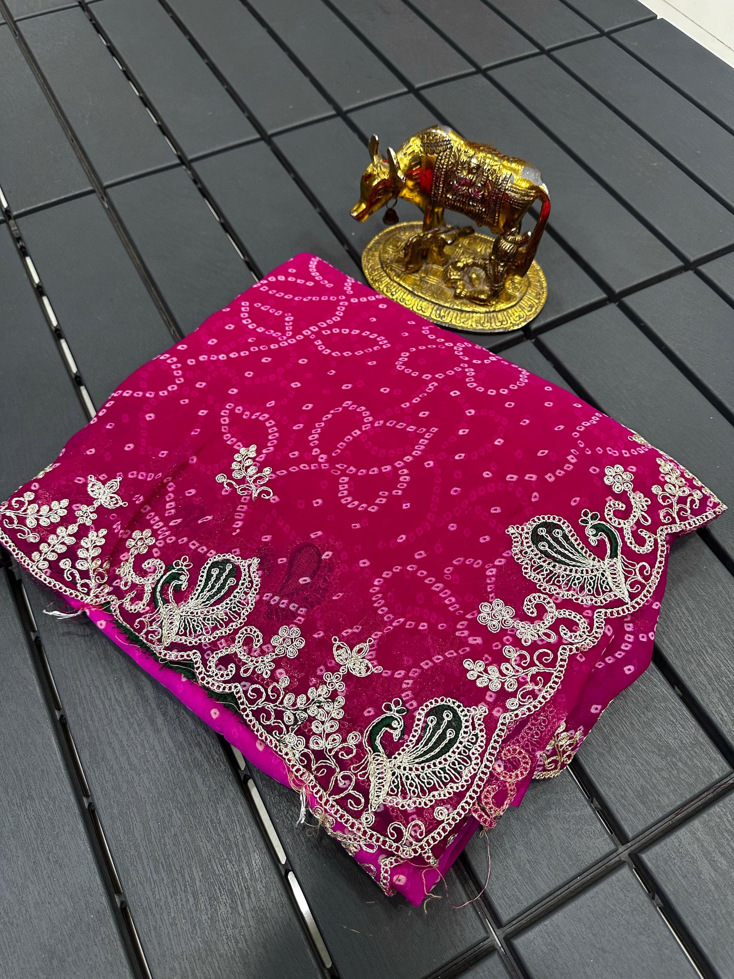 Traditional Jodhpuri Bandhani Pure Georgette Saree