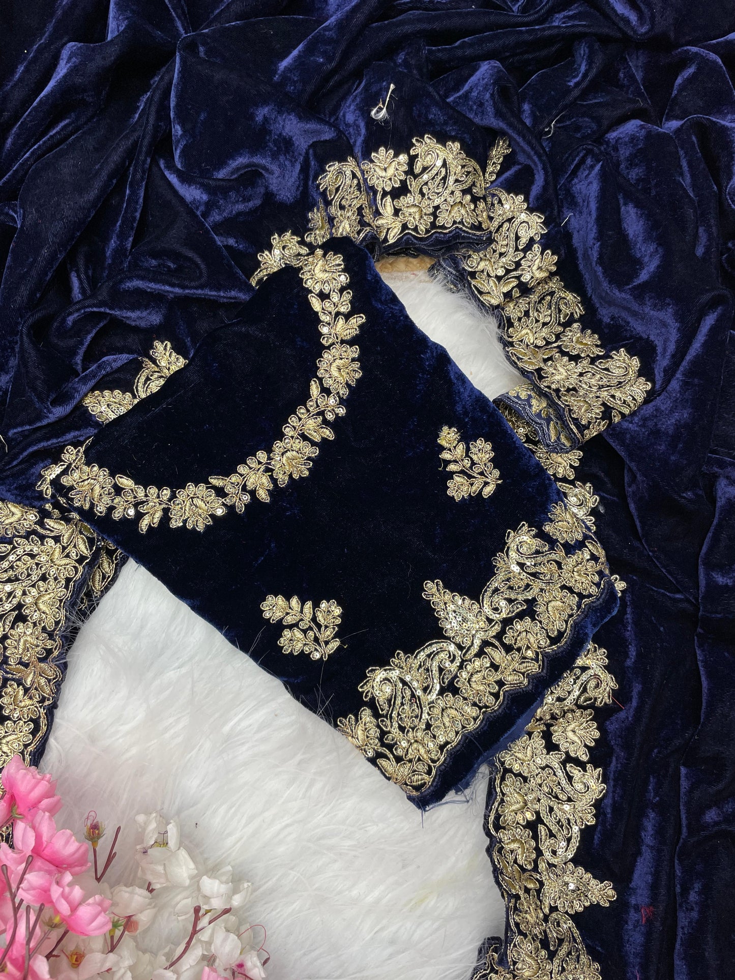 Exclusive Pure Velvet Premium Occassion Wear Saree