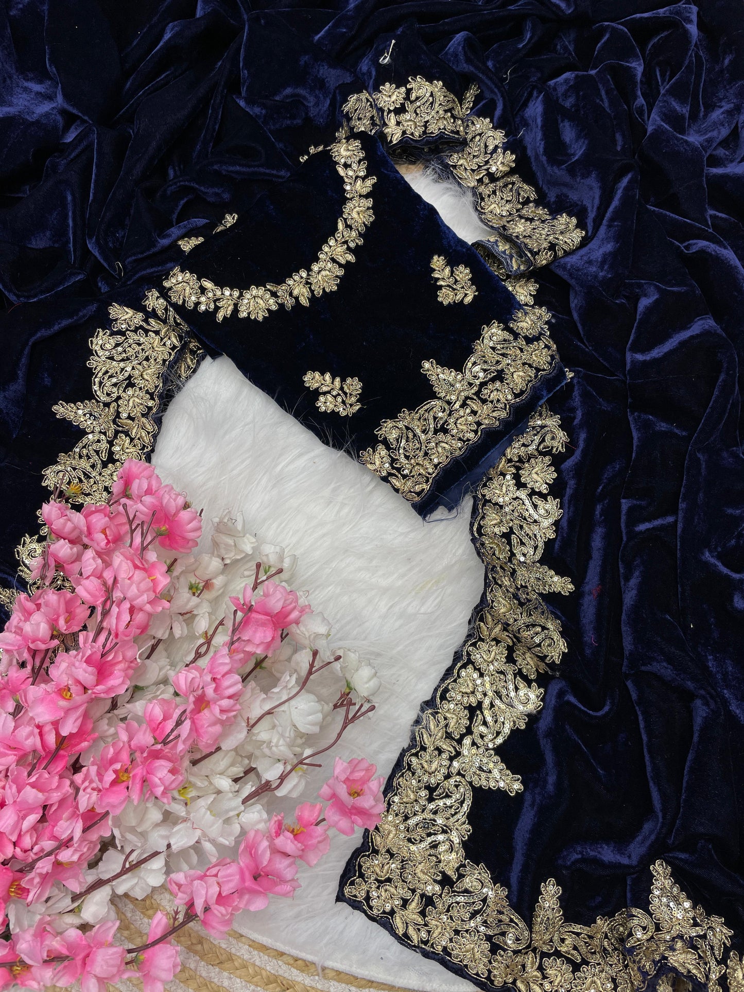 Exclusive Pure Velvet Premium Occassion Wear Saree