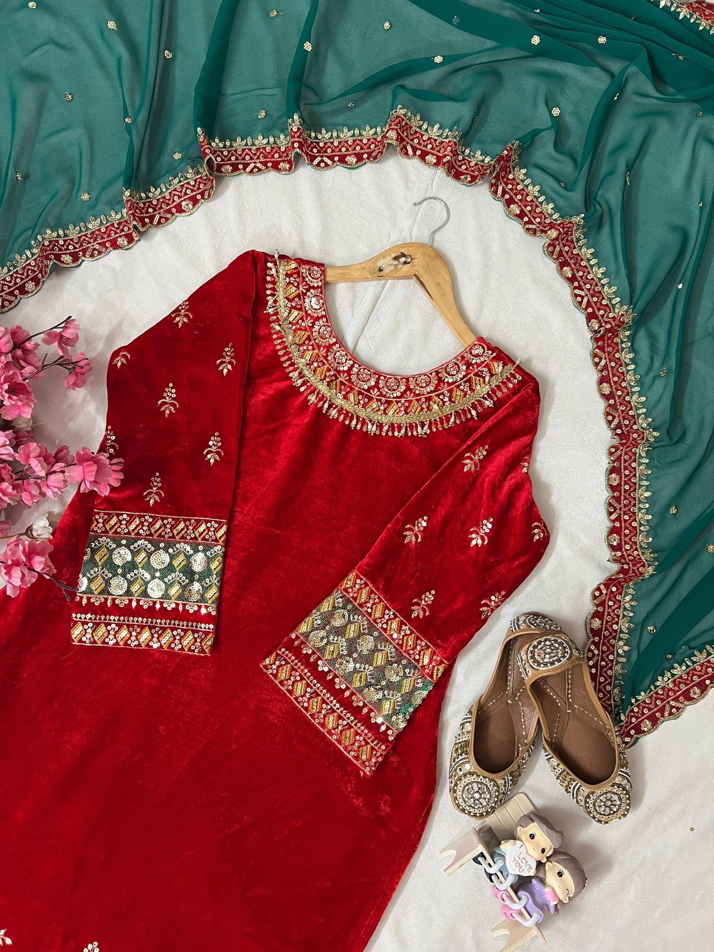 ENHANCE THE BEAUTY OF YOUR WARDROBE WITH THIS VELVET KURTI-PLAZZO SET