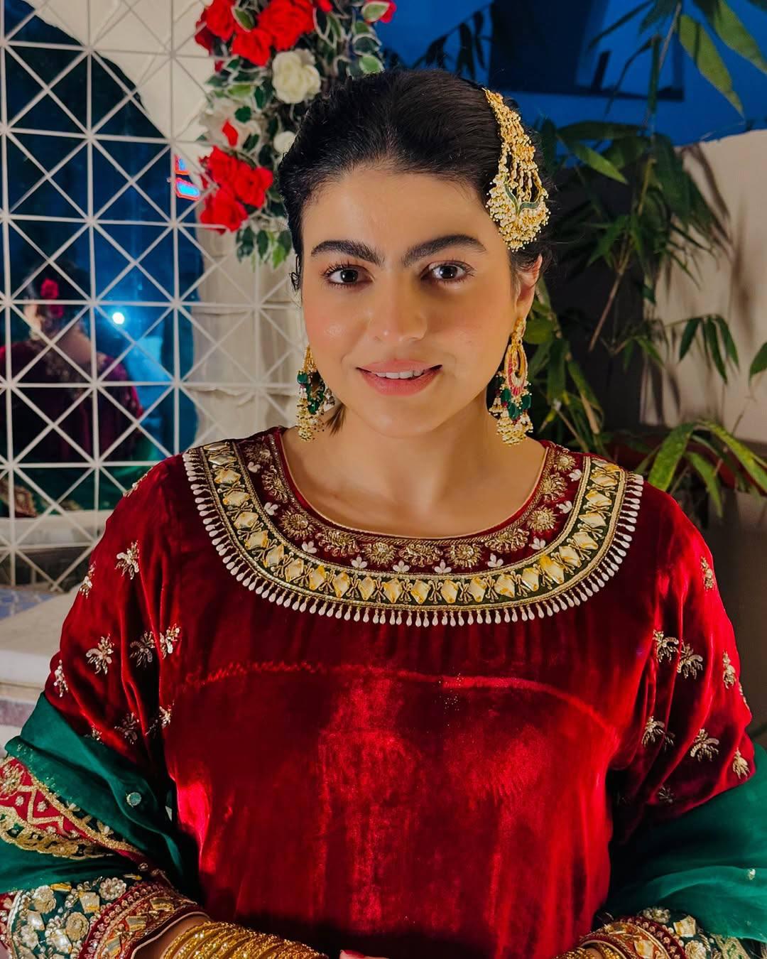 ENHANCE THE BEAUTY OF YOUR WARDROBE WITH THIS VELVET KURTI-PLAZZO SET