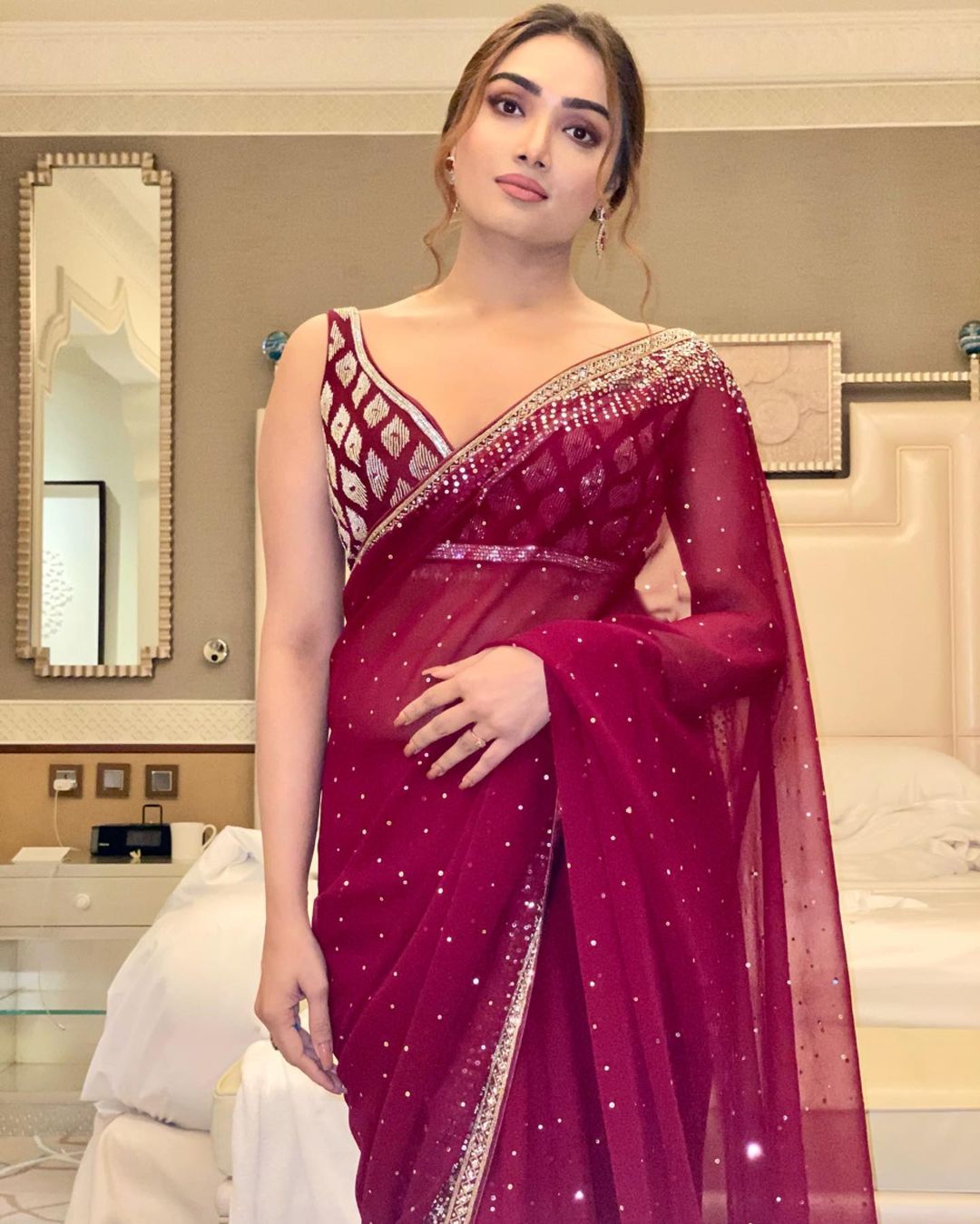 STYLISH BOLLYWOOD INSPIRED BLING SAREE