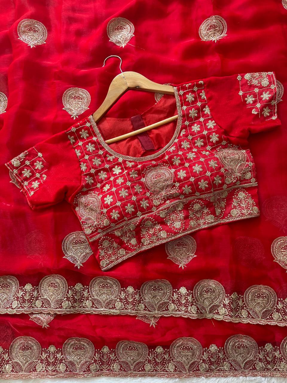 RICH LOOK FUNCTIONS PARTY WEAR SAREE - FOUR UNIQUE COLORS
