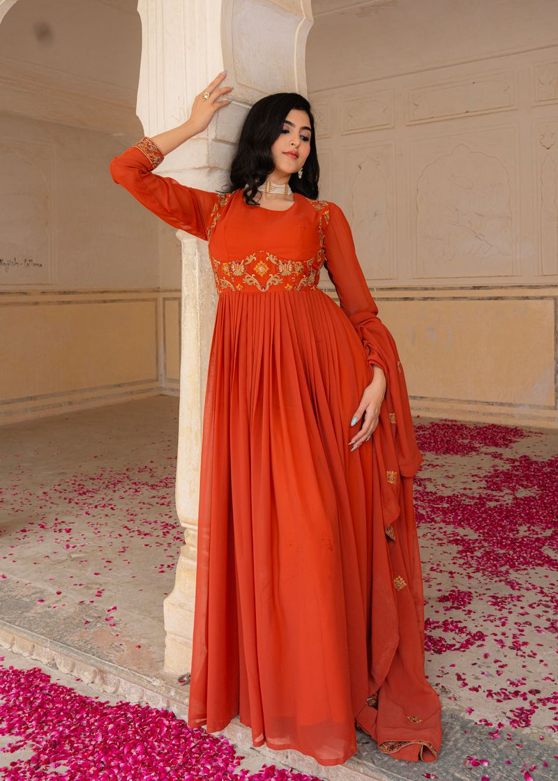RED EXCLUSIVE READY TO WEAR PREMIUM GOWN–DUPATTA SET