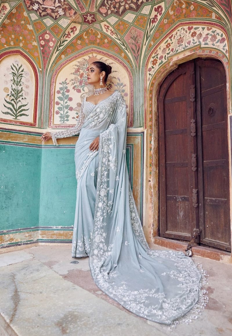 Sensual Bling Party Pastal Stylish Saree