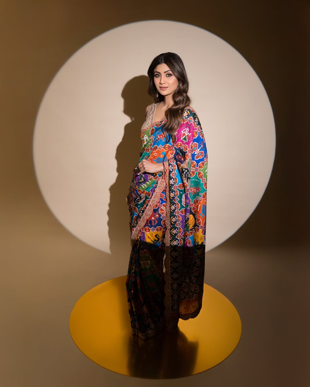 Bollywood Inspired BlockBuster Shilpa Shetty Style Mirror Work Saree