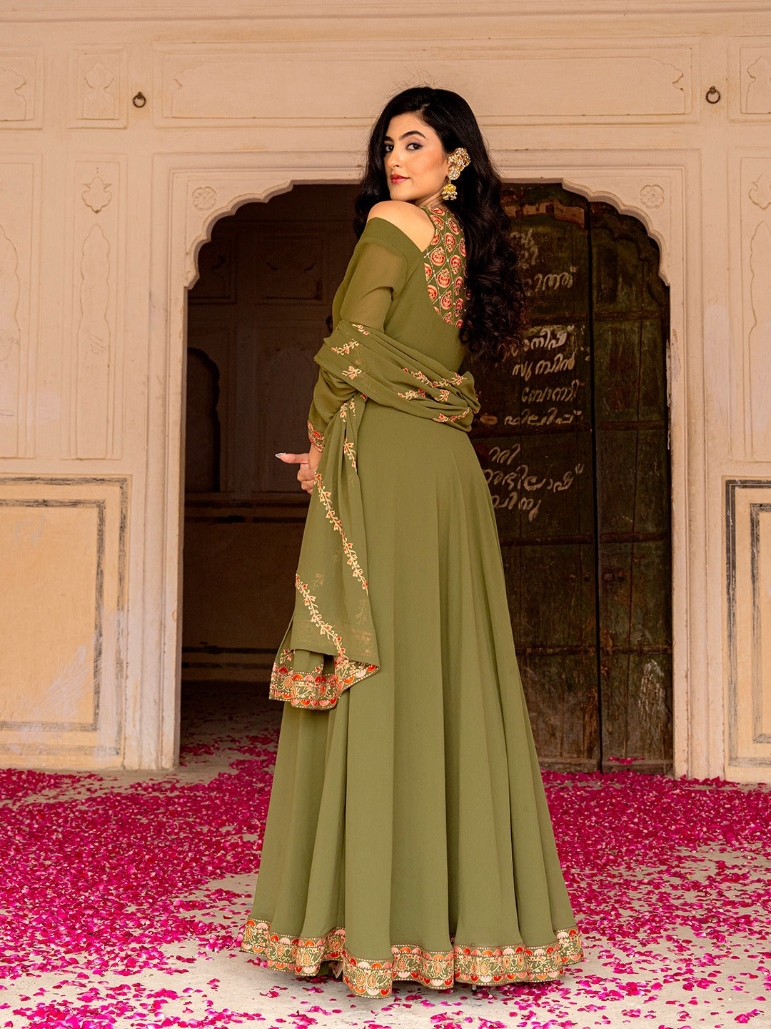PREMIUM READYMADE GOWN HEAVY DUPATTA SET