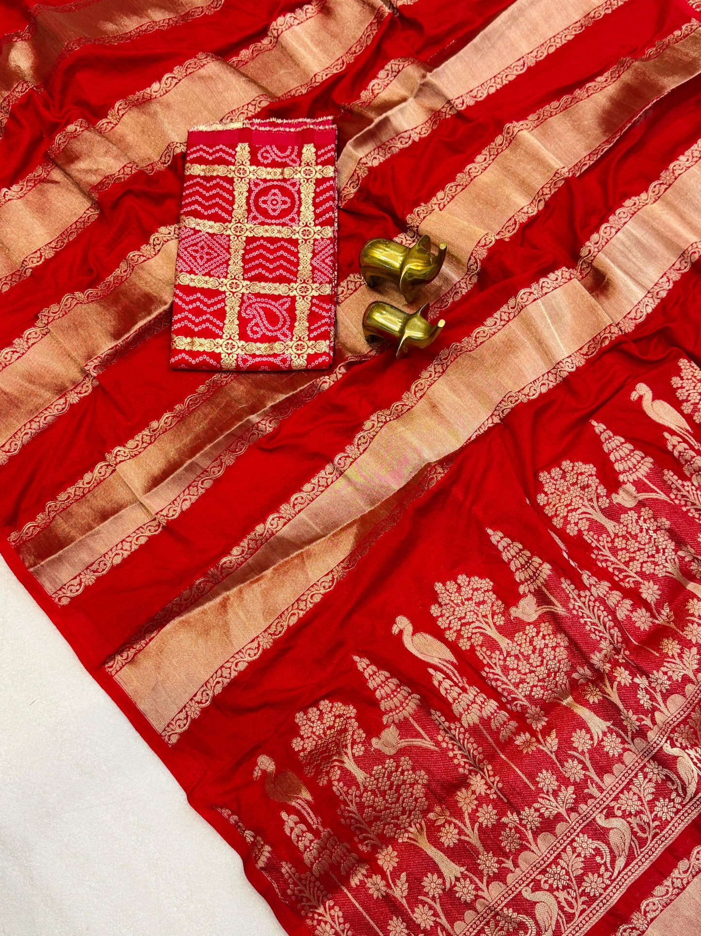 Crafted from luxurious Moonga silk Premium Saree