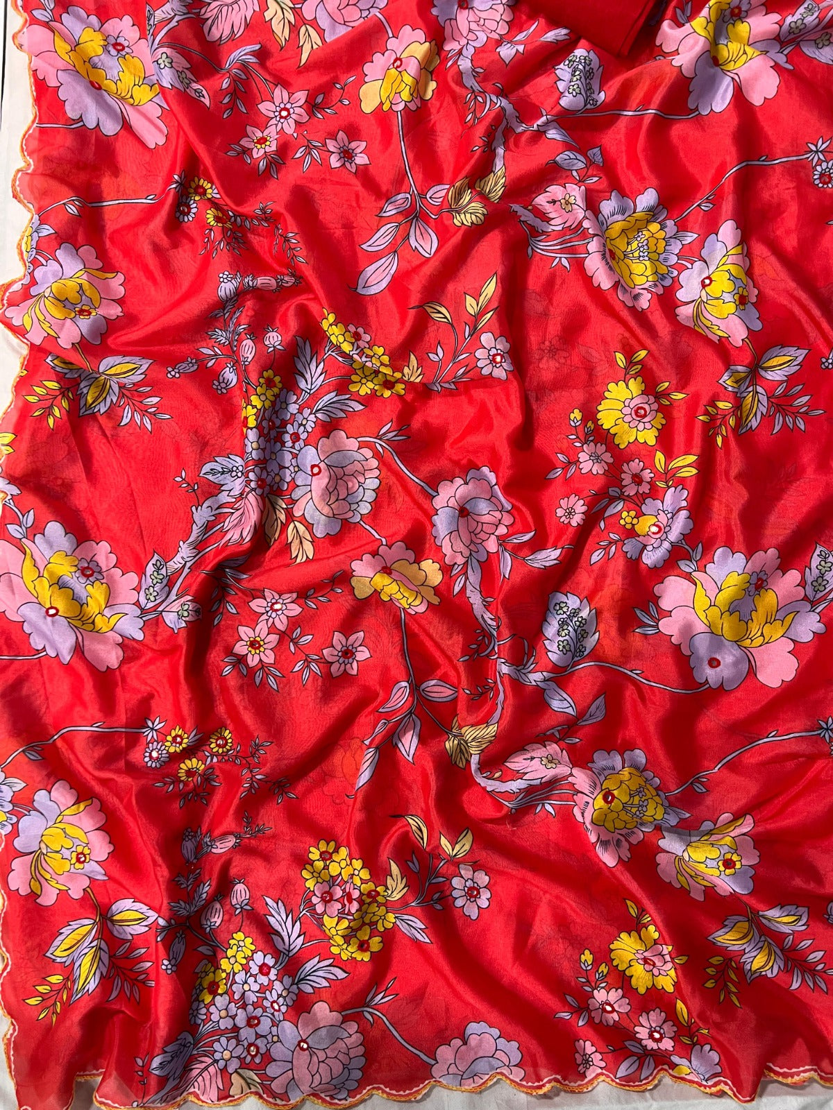 Floral Wonders Chic Looks Saree