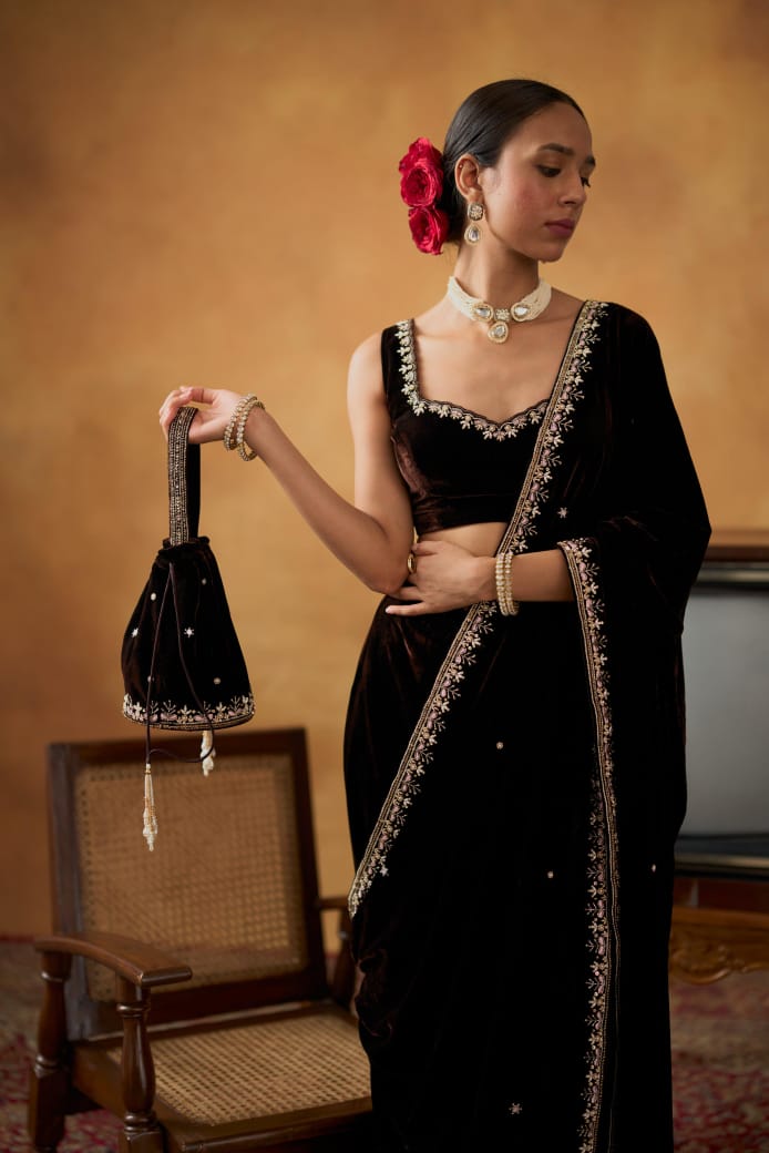 Superhit Premium Velvet Saree With Stiched Blouse